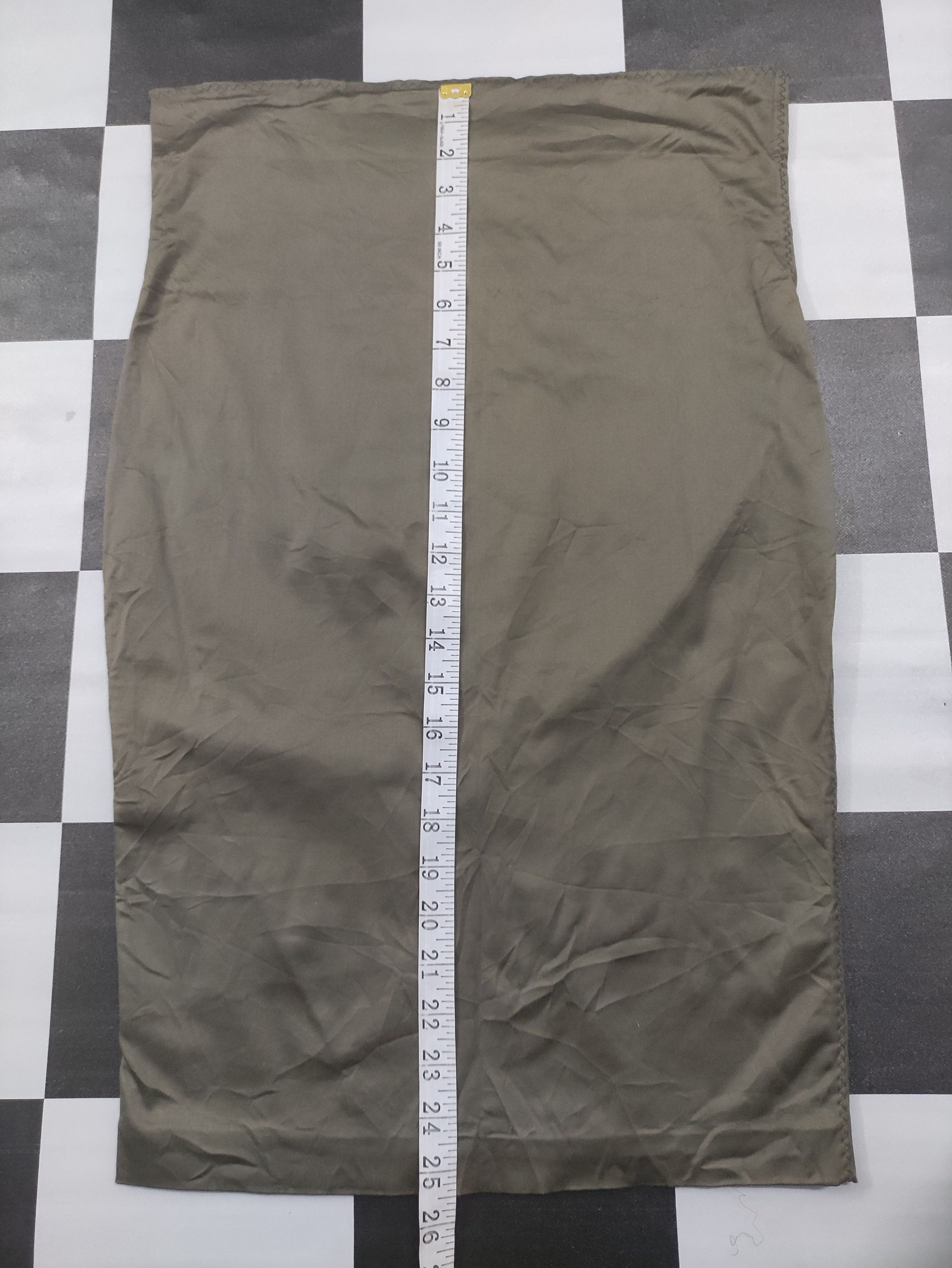 Gucci Gucci Midi Skirt Size 32" / US 10 / IT 46 - 8 Thumbnail