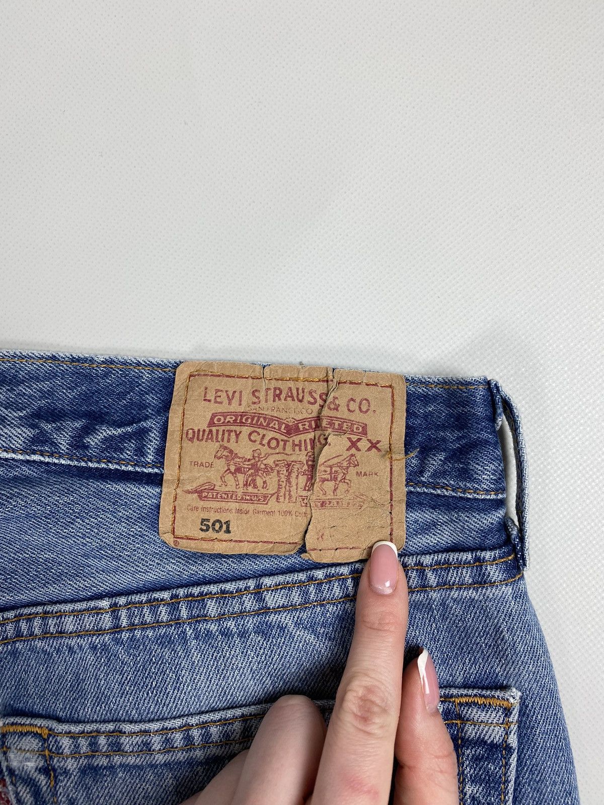Levi's VTG 90s Levis 501 light blue washed denim jeans Size US 30 / EU 46 - 24 Thumbnail