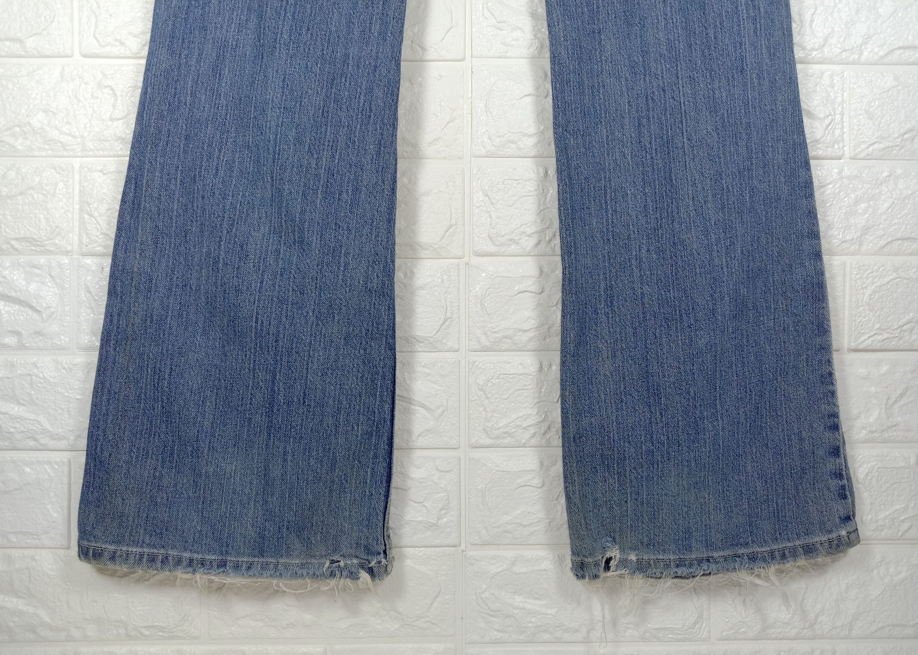 Japanese Brand Vintage Mossimo Light Wash Bell Bottom Denim Size 32" / US 10 / IT 46 - 8 Thumbnail