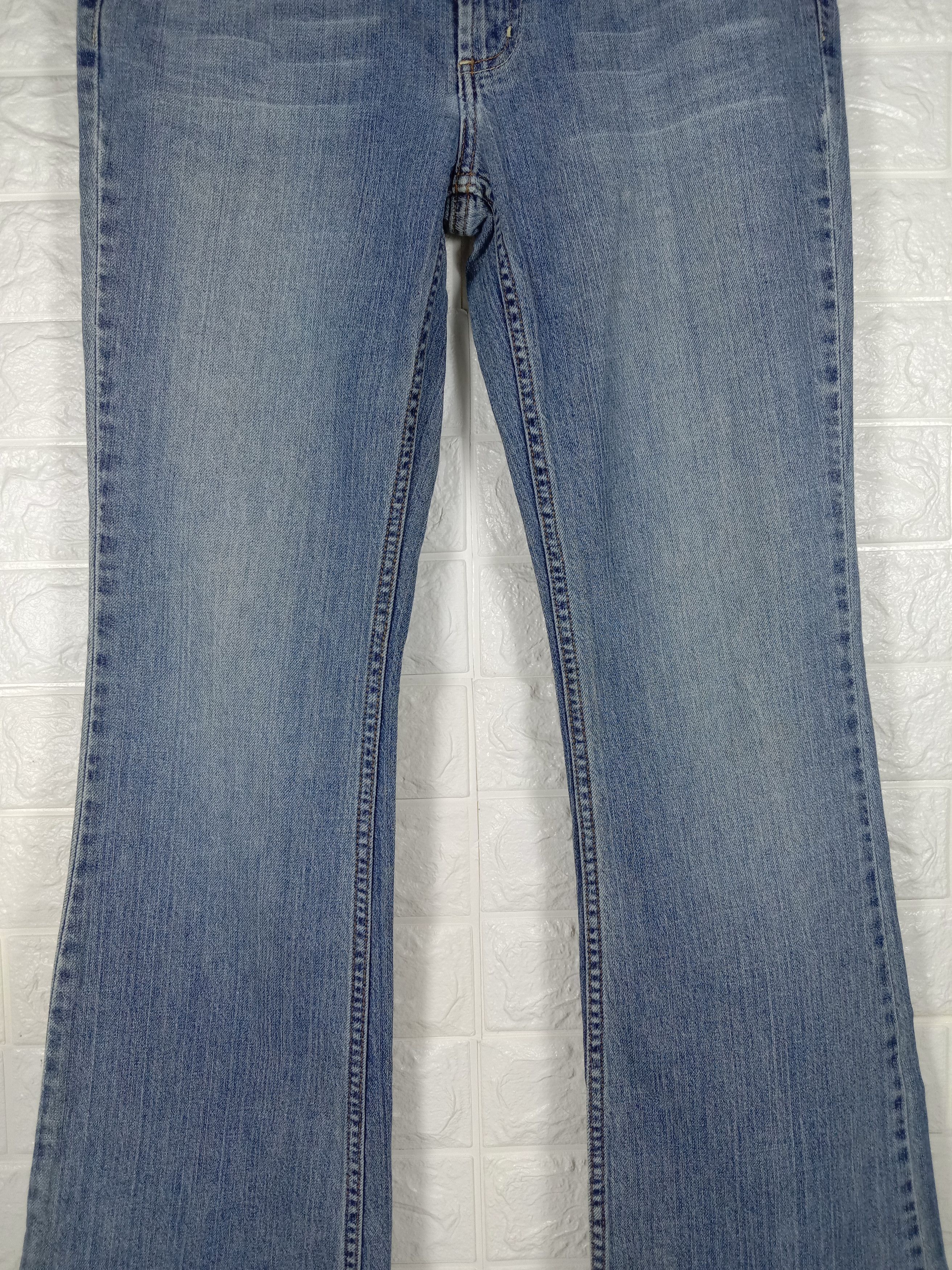 Japanese Brand Vintage Mossimo Light Wash Bell Bottom Denim Size 32" / US 10 / IT 46 - 3 Thumbnail