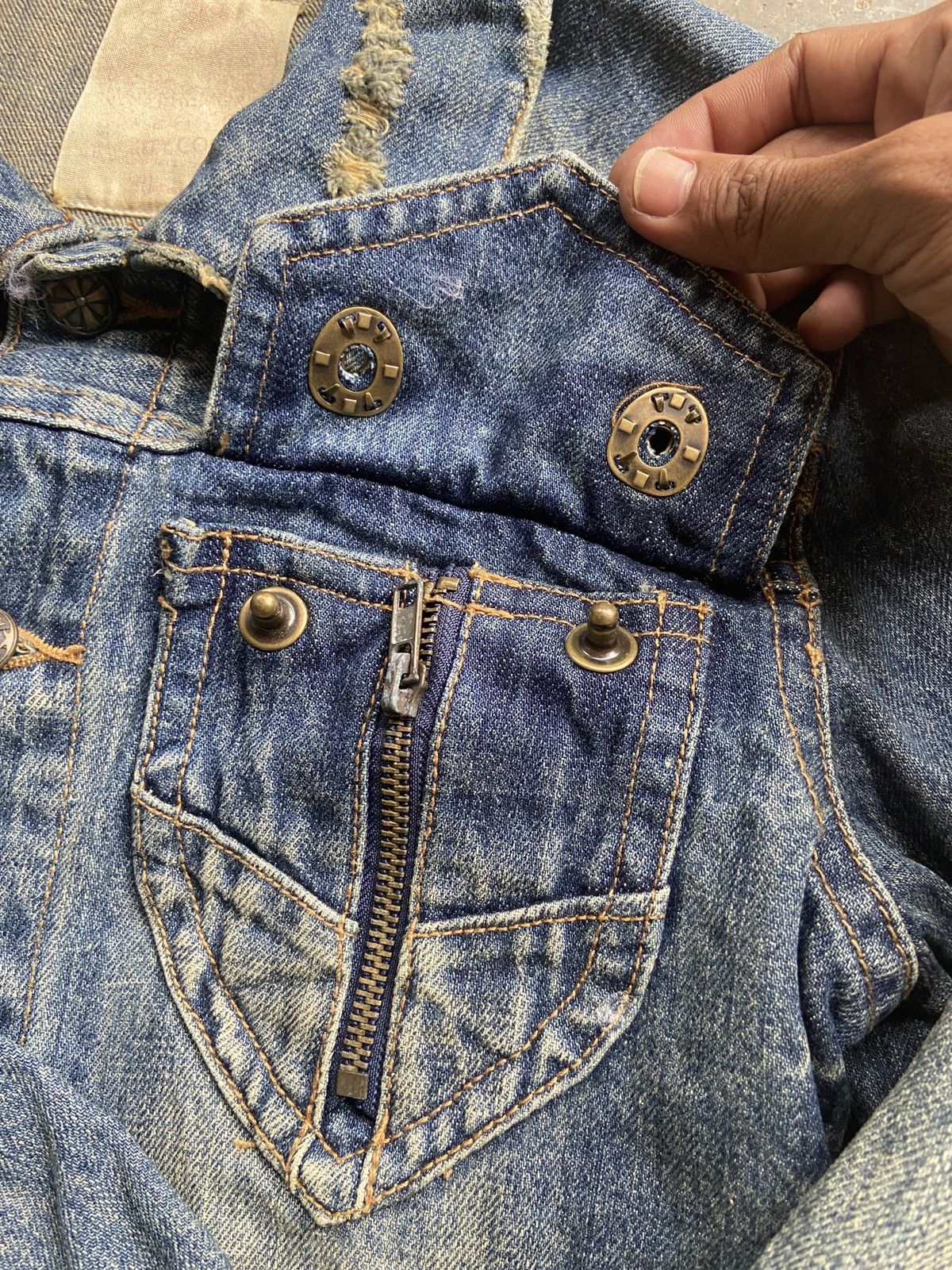 Vintage Vintage Button Up Distressed Denim Trucker Jacket Size M / US 6-8 / IT 42-44 - 8 Thumbnail