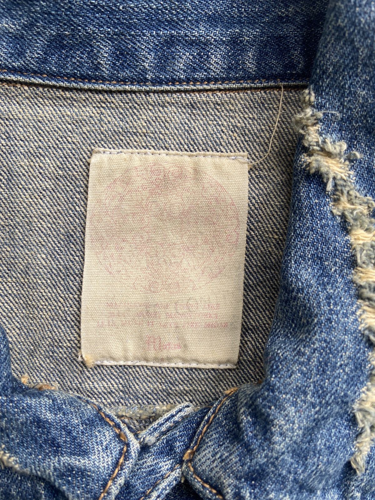 Vintage Vintage Button Up Distressed Denim Trucker Jacket Size M / US 6-8 / IT 42-44 - 9 Thumbnail