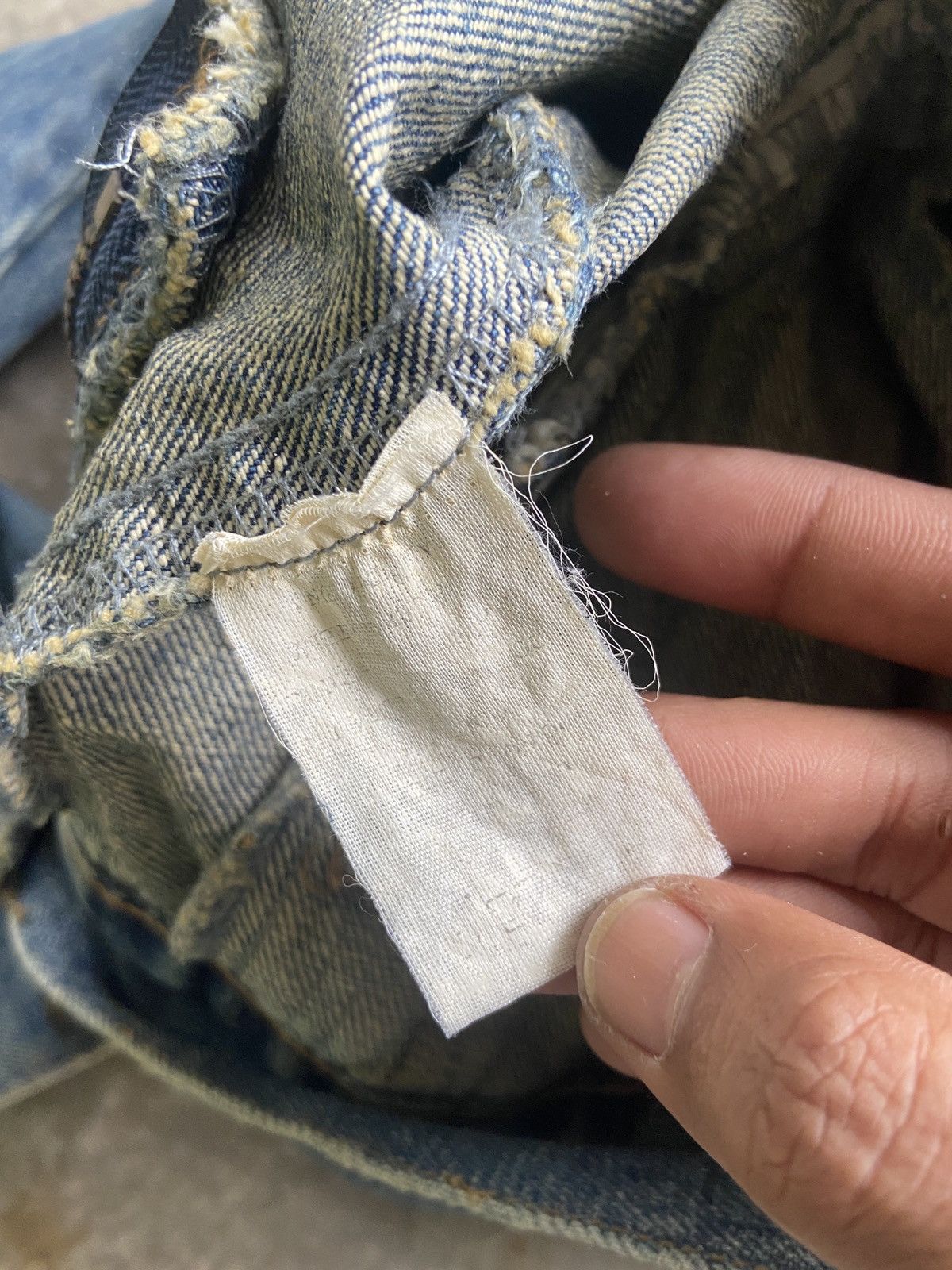Vintage Vintage Button Up Distressed Denim Trucker Jacket Size M / US 6-8 / IT 42-44 - 10 Thumbnail