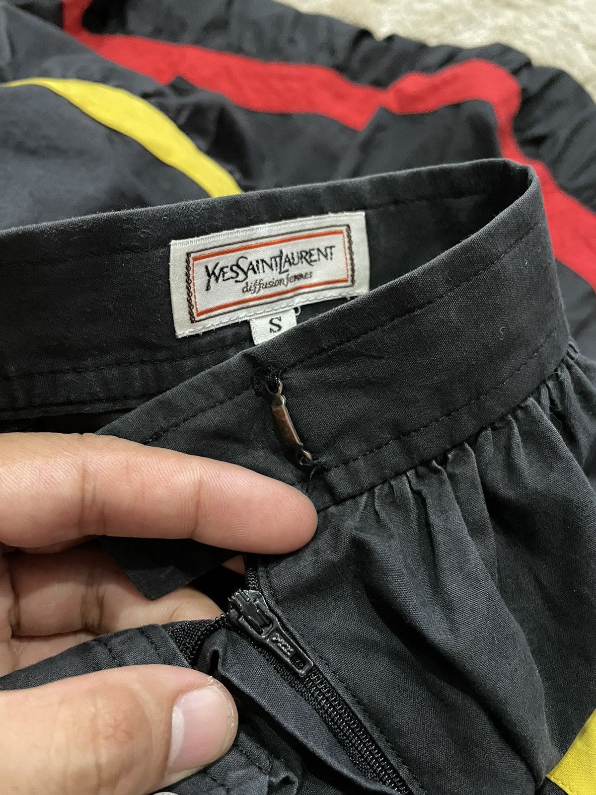 Yves Saint Laurent Yves Saint Laurent Skirt Size 23" - 8 Thumbnail