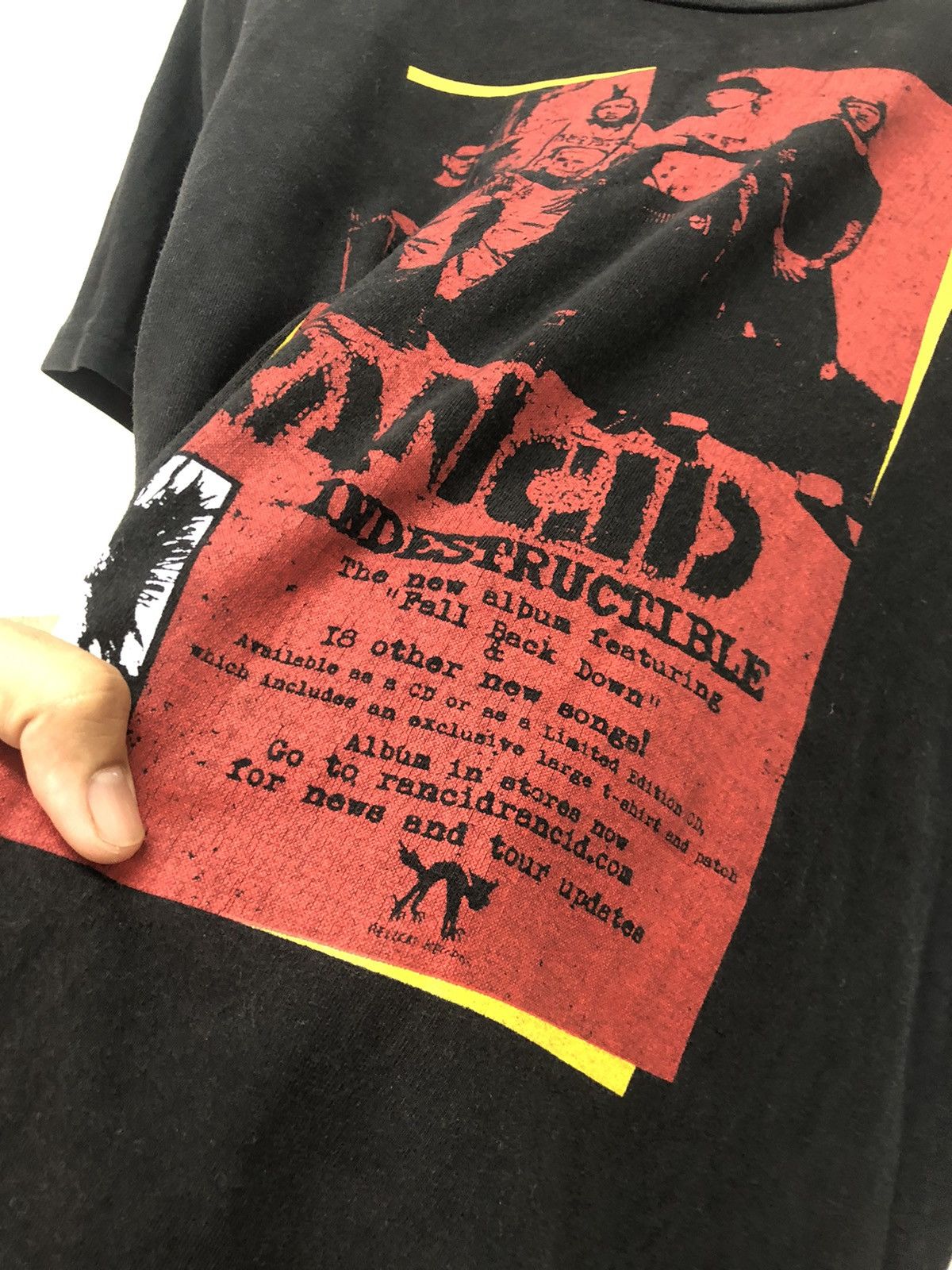 Band Tees Vintage Rancid Indestructible Heavy Metal Mirror Print Tees Size US M / EU 48-50 / 2 - 5 Thumbnail
