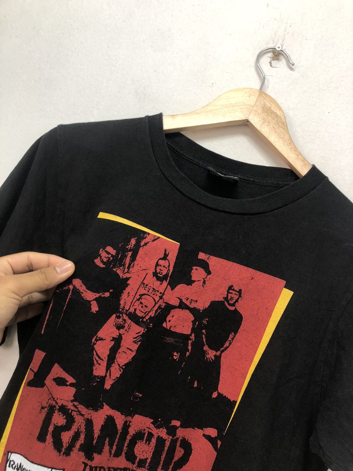 Band Tees Vintage Rancid Indestructible Heavy Metal Mirror Print Tees Size US M / EU 48-50 / 2 - 11 Thumbnail