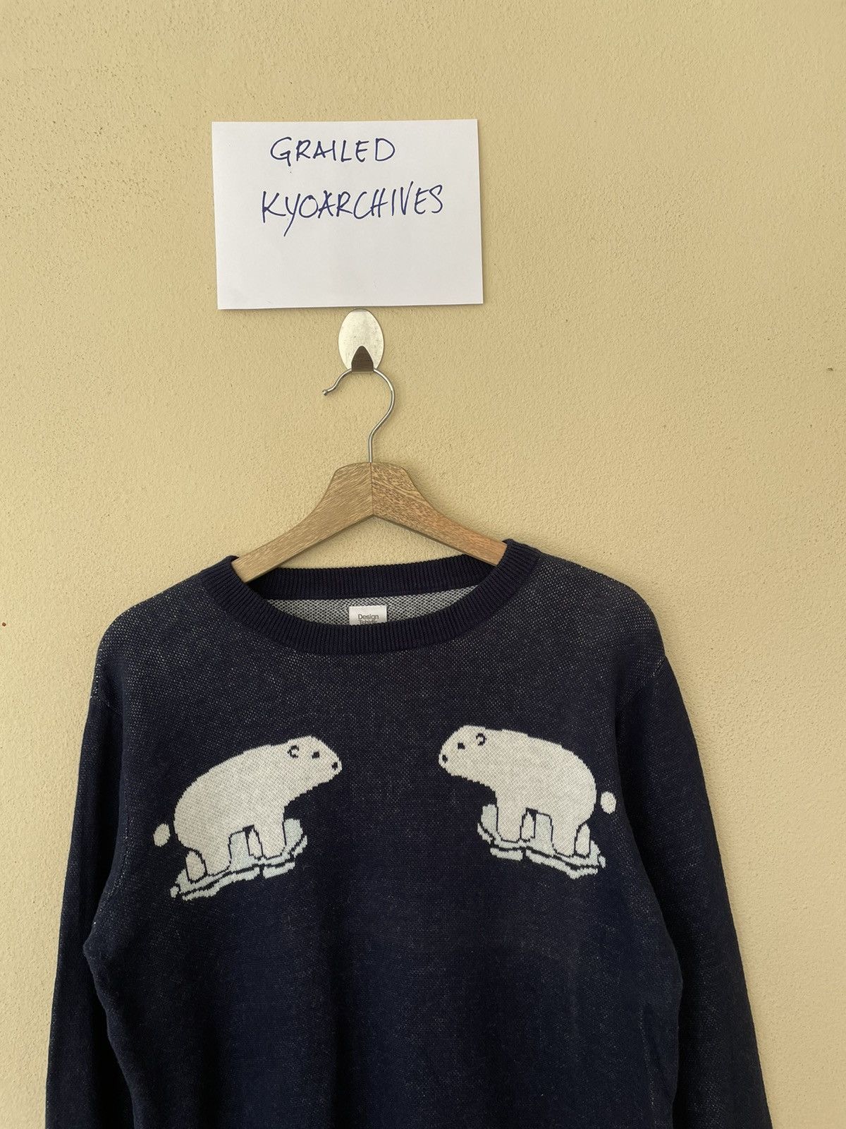 Japanese Brand POLAR BEARS PLAYING DRIFT ON ICE HOODIE Size US S / EU 44-46 / 1 - 5 Thumbnail