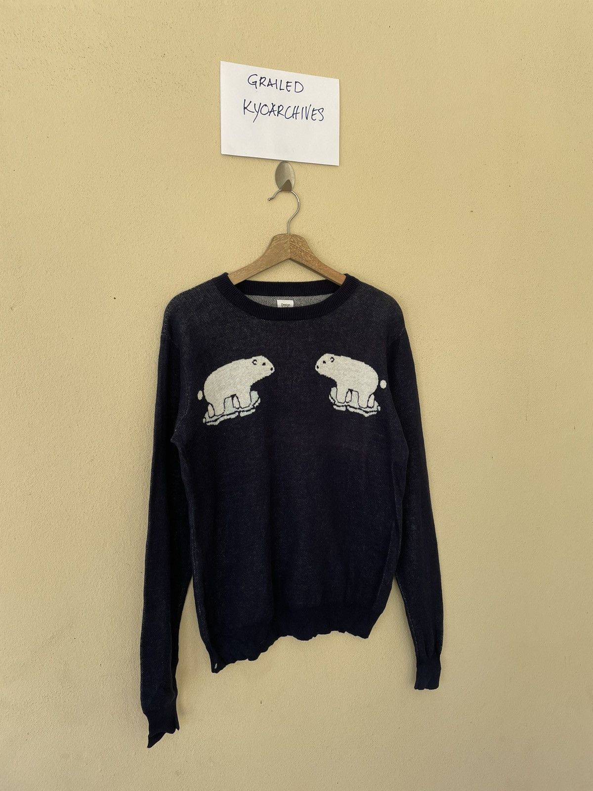 Japanese Brand POLAR BEARS PLAYING DRIFT ON ICE HOODIE Size US S / EU 44-46 / 1 - 3 Thumbnail