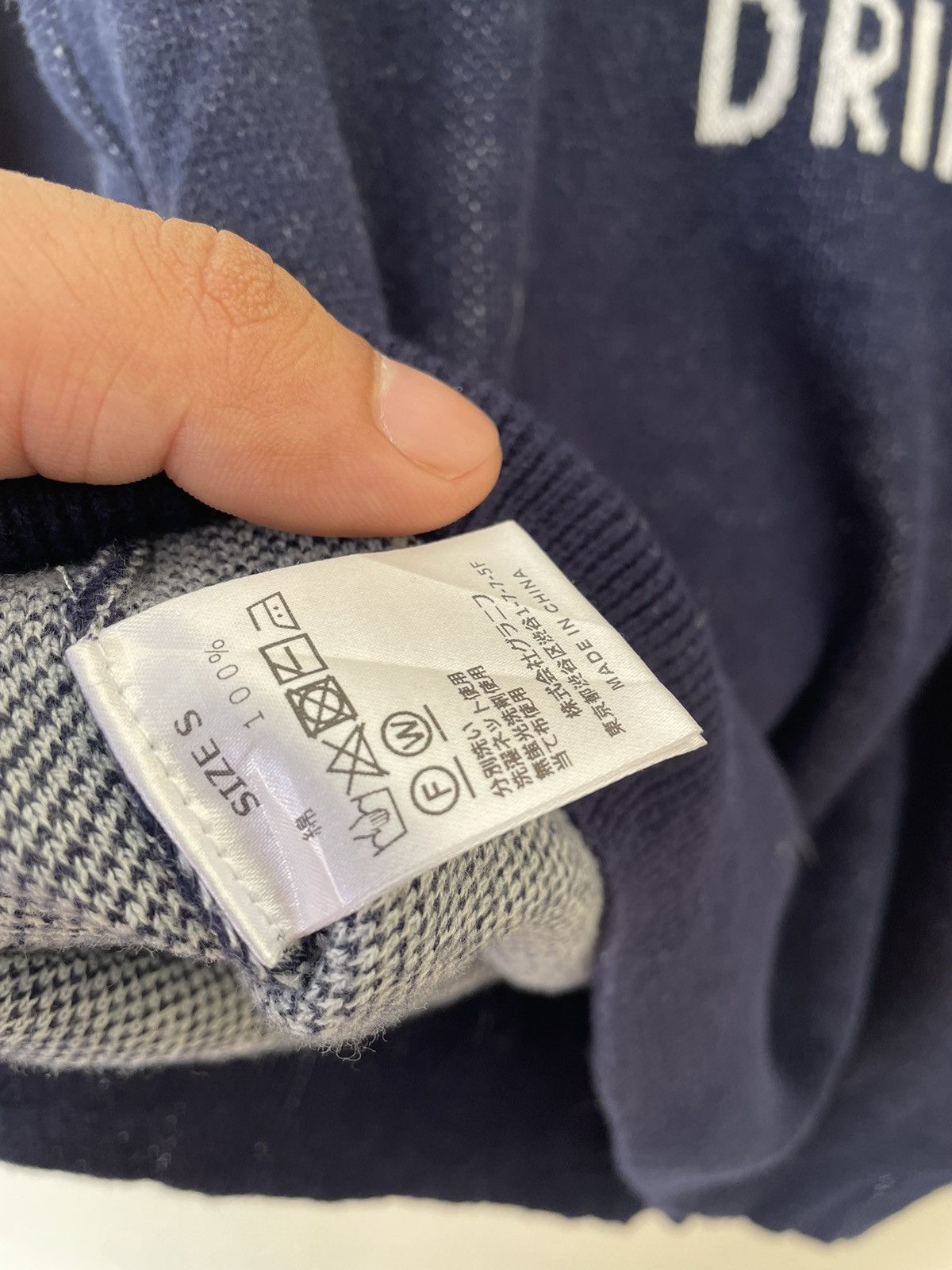 Japanese Brand POLAR BEARS PLAYING DRIFT ON ICE HOODIE Size US S / EU 44-46 / 1 - 8 Thumbnail