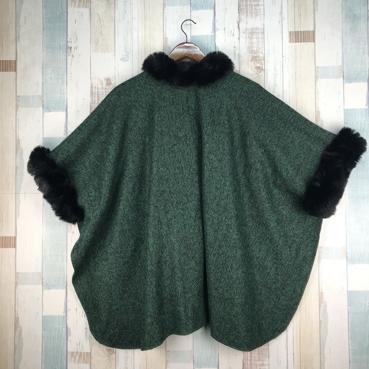 Japanese Brand ❗️HOT❗️Reversible Poncho Nice Design Size US XXL / EU 58 / 5 - 4 Thumbnail