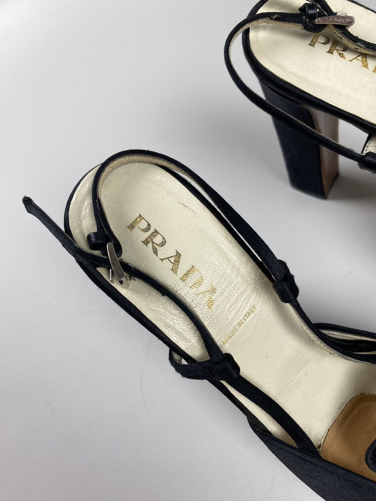 靴 PRADA square toe heels 37 Prada FW99 Square Toe Heels - Ākaibu Store