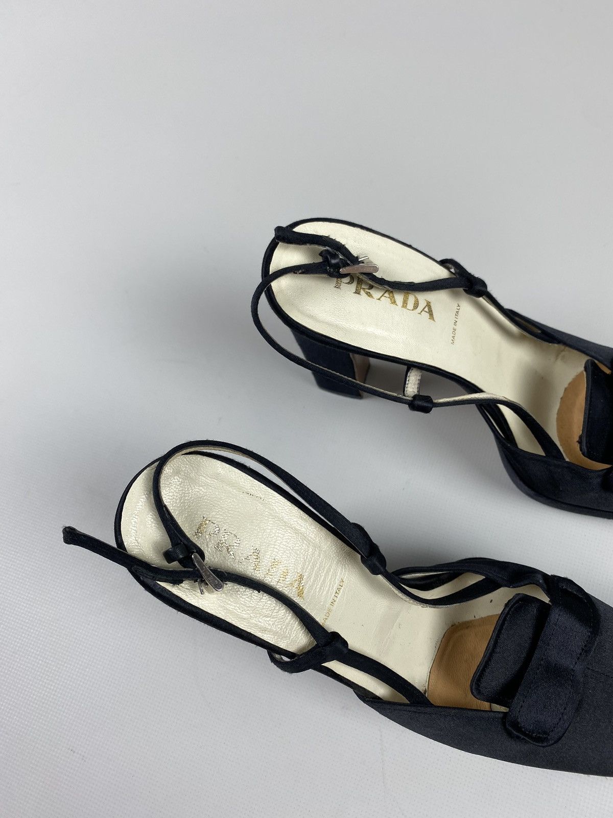 Prada vintage ladies square toe strappy heels size 37