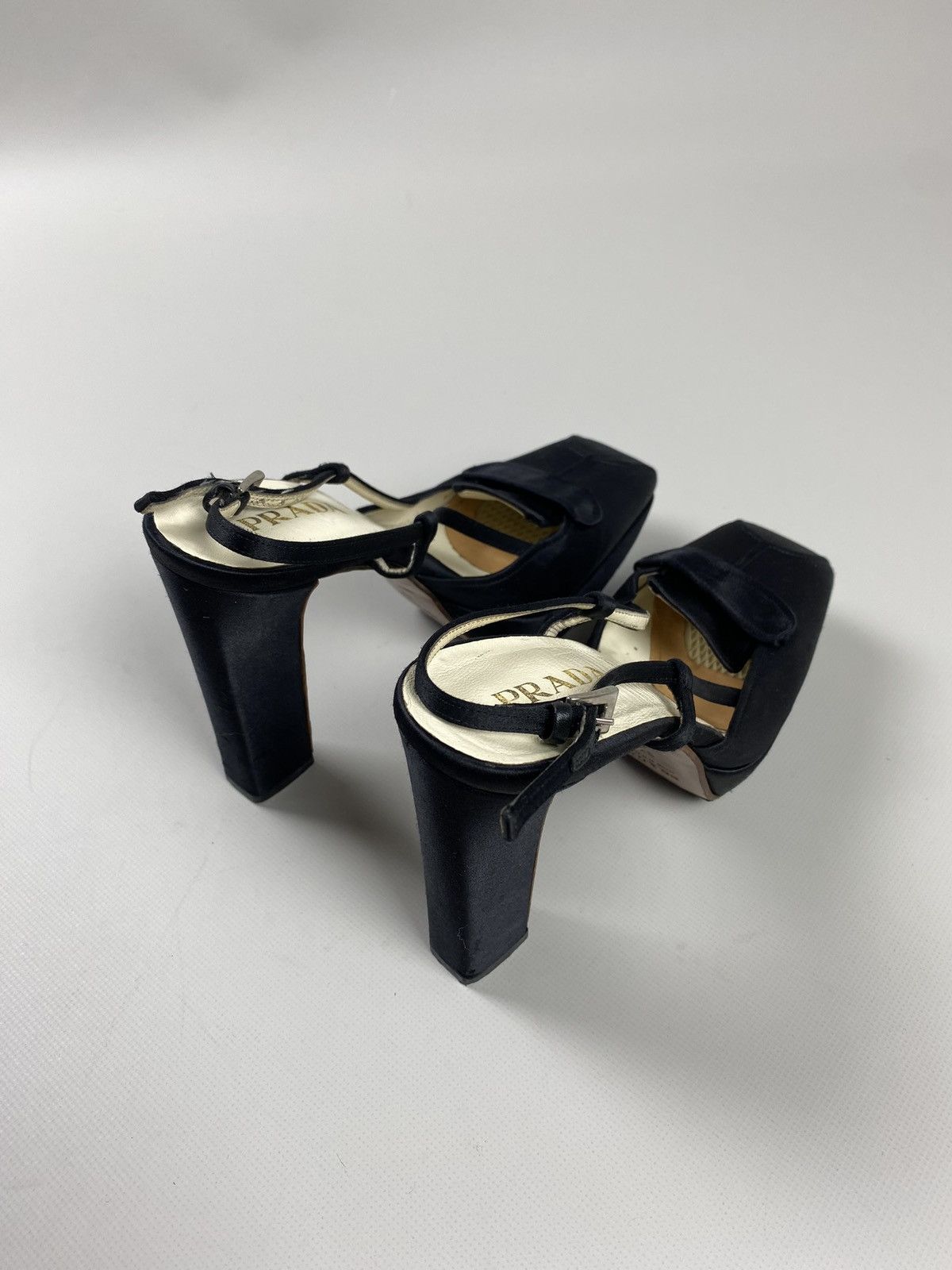 Prada vintage ladies square toe strappy heels size 37