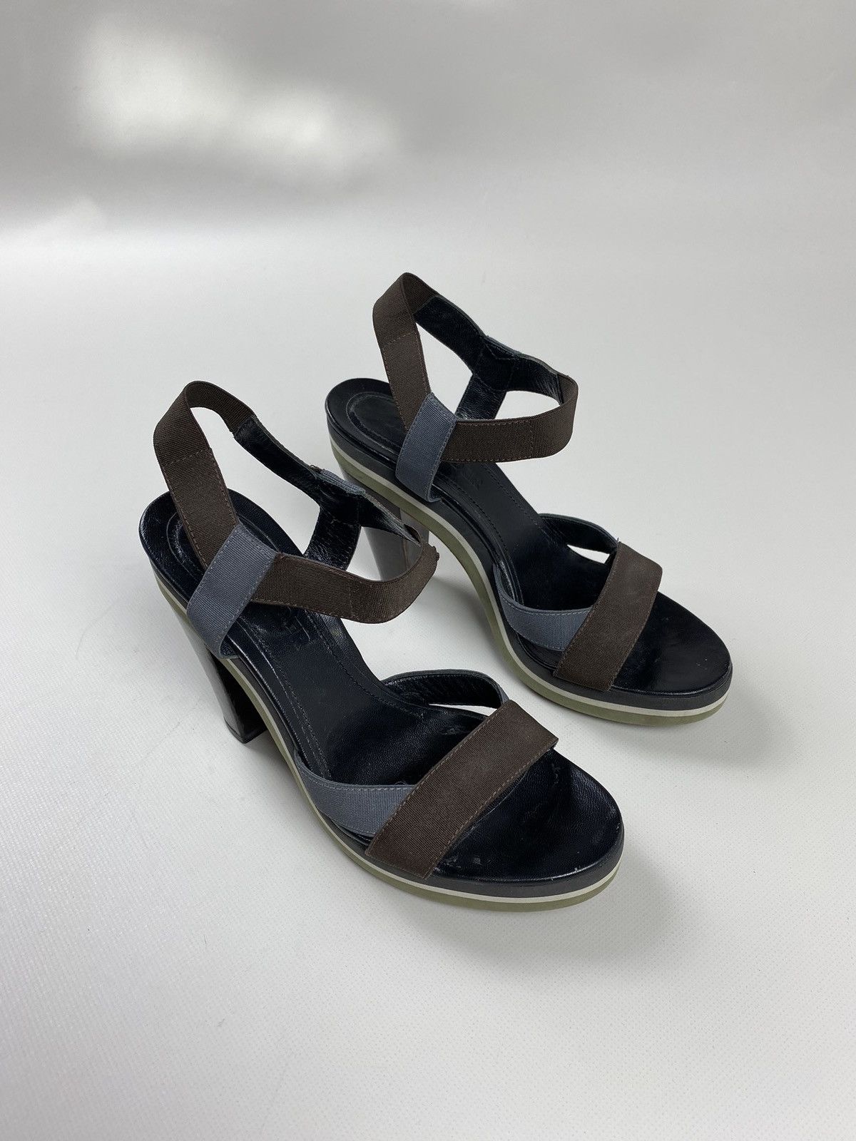 Jil Sander Jil Sander vintage ladies strappy heels size 36 1/2 Size US 6.5 / IT 36.5 - 18 Thumbnail