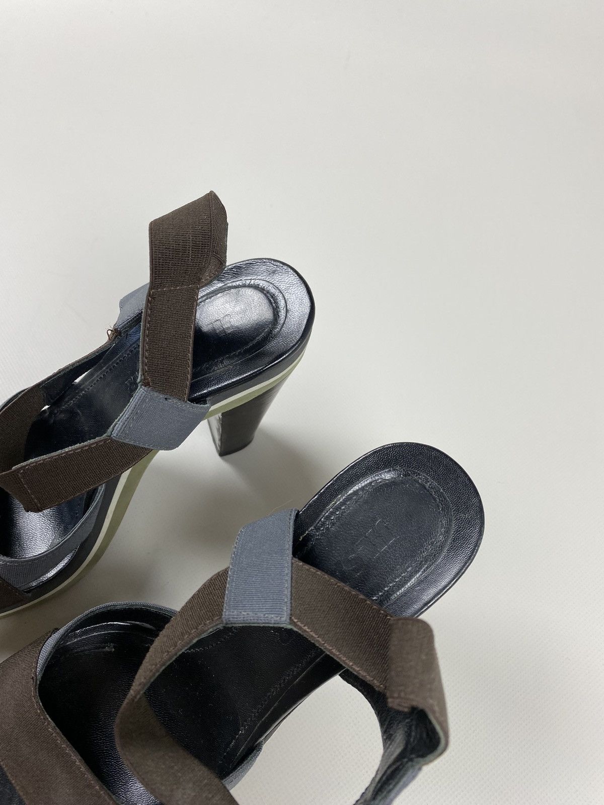 Jil Sander Jil Sander vintage ladies strappy heels size 36 1/2 Size US 6.5 / IT 36.5 - 5 Thumbnail
