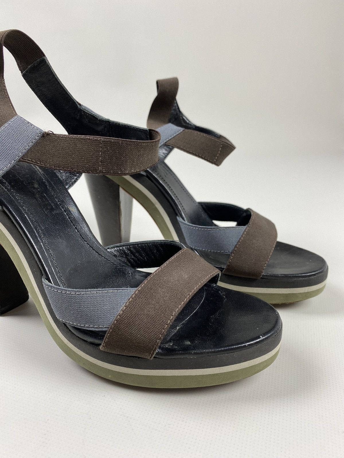 Jil Sander Jil Sander vintage ladies strappy heels size 36 1/2 Size US 6.5 / IT 36.5 - 8 Thumbnail