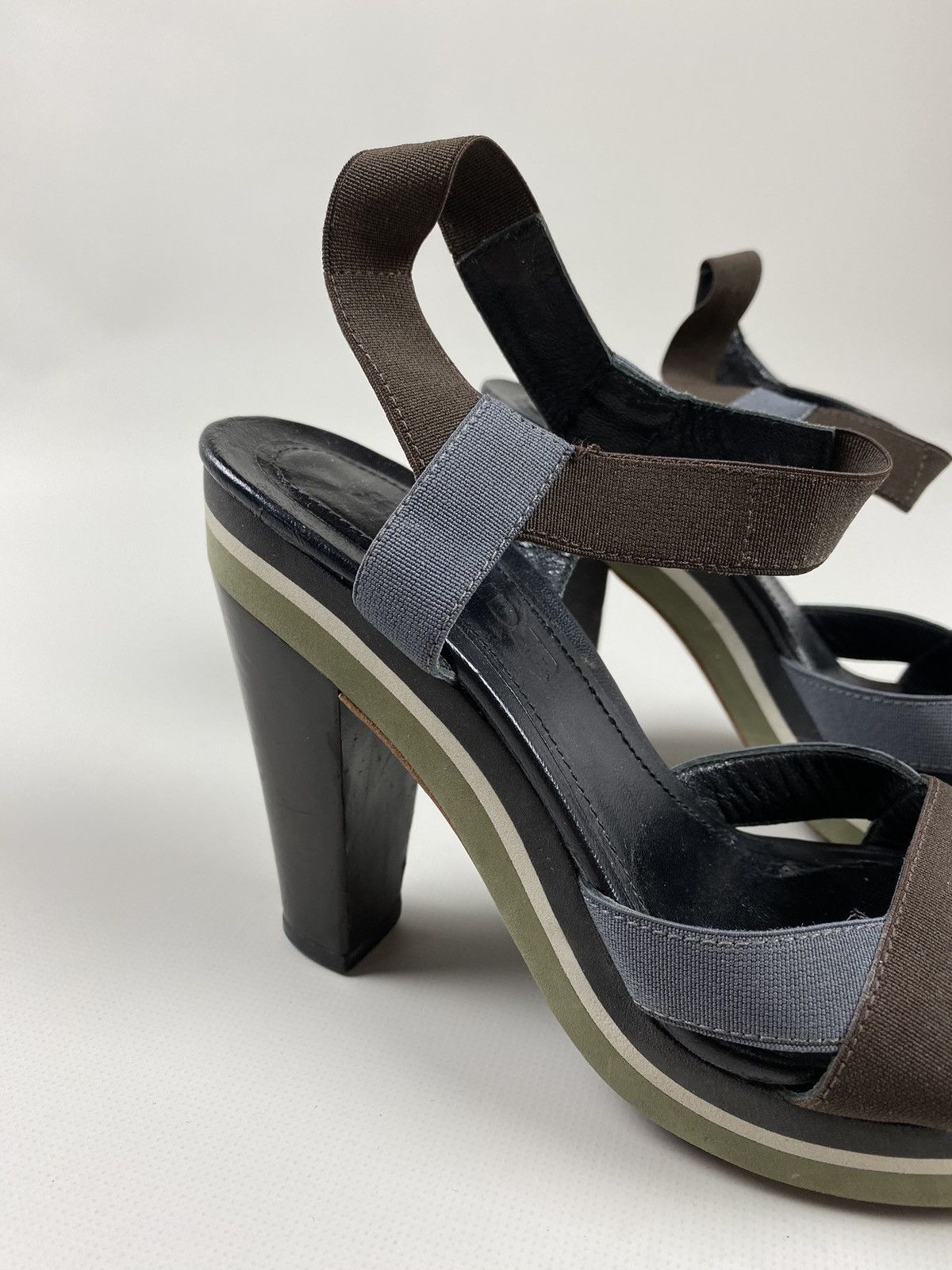 Jil Sander Jil Sander vintage ladies strappy heels size 36 1/2 Size US 6.5 / IT 36.5 - 7 Thumbnail