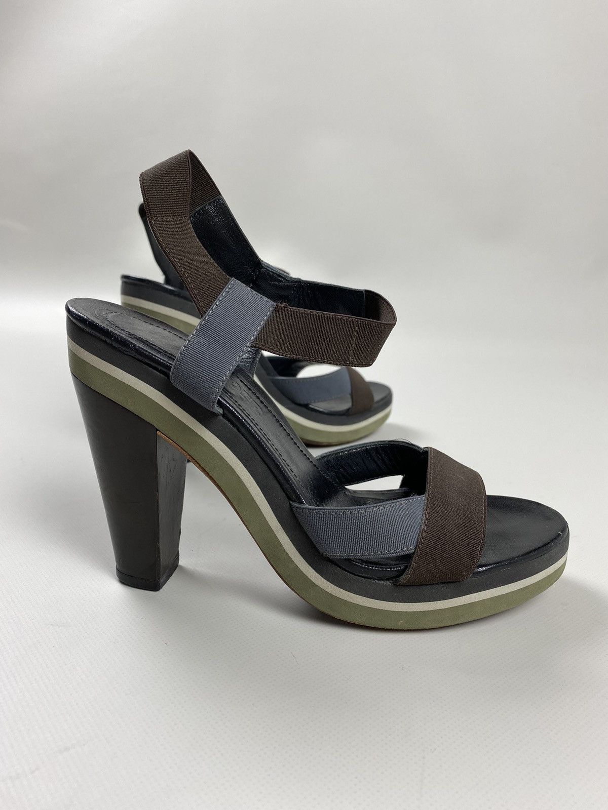 Jil Sander Jil Sander vintage ladies strappy heels size 36 1/2 Size US 6.5 / IT 36.5 - 11 Thumbnail