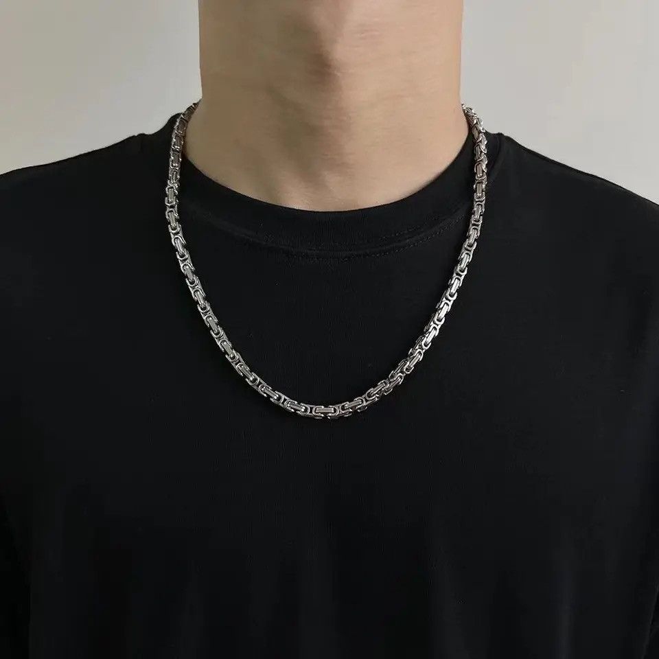 Designer × Jewelry Titanium Steel Link Chain Necklace for Men Women Size ONE SIZE - 5 Thumbnail