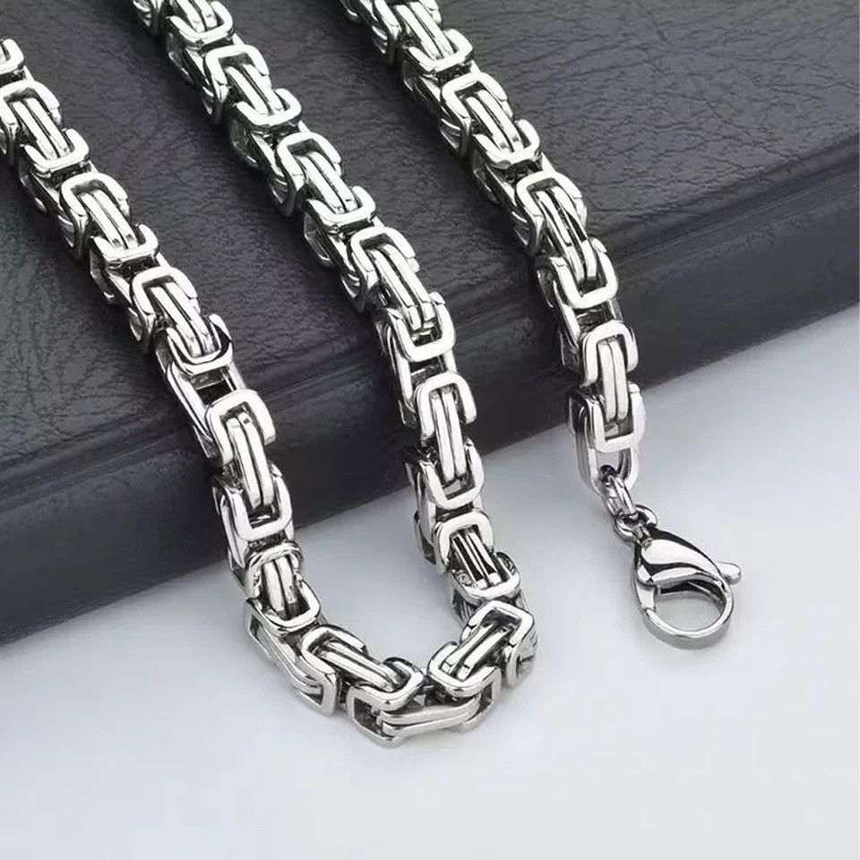 Designer × Jewelry Titanium Steel Link Chain Necklace for Men Women Size ONE SIZE - 3 Thumbnail