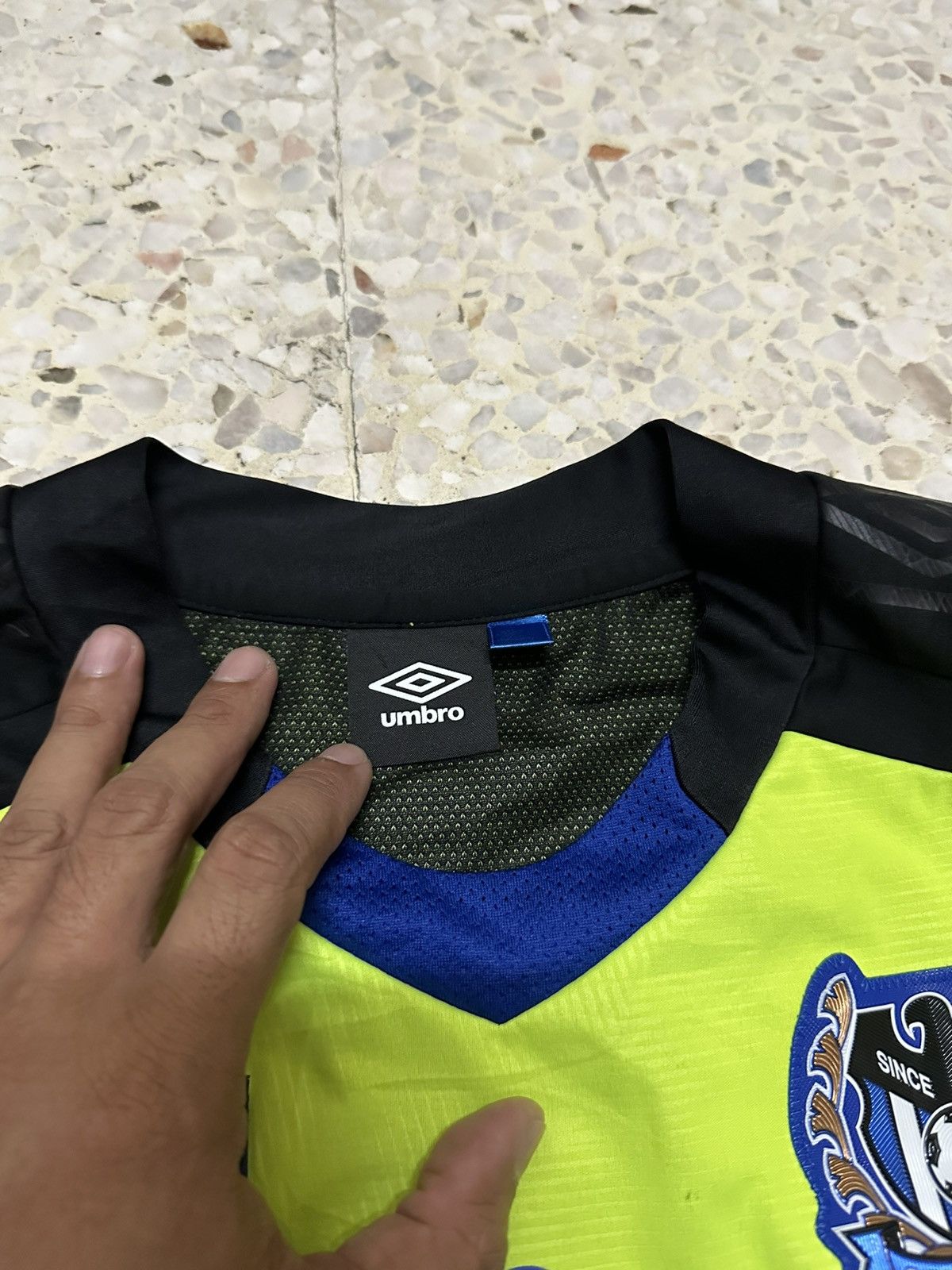 Umbro Gamba Osaka Training Kits Jacket Shirt Long Sleeve Size US M / EU 48-50 / 2 - 3 Thumbnail