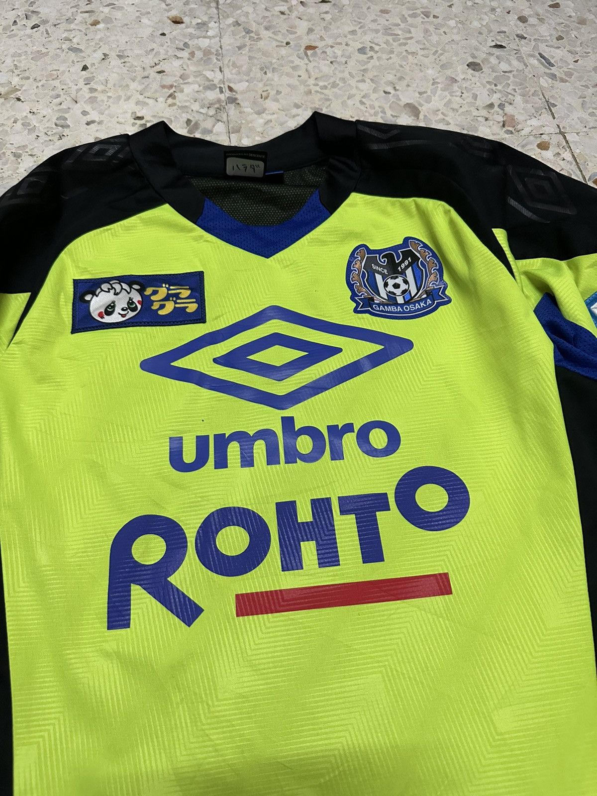 Umbro Gamba Osaka Training Kits Jacket Shirt Long Sleeve Size US M / EU 48-50 / 2 - 4 Thumbnail