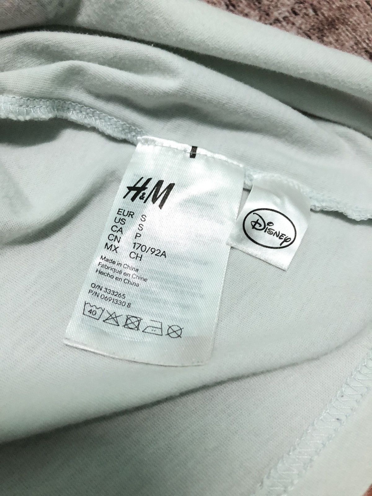 Disney × H&M × Moschino MOSCHINO x DISNEY x H&M x MICKEY/MINNE BIG LOGO SHIRT Size US M / EU 48-50 / 2 - 4 Thumbnail