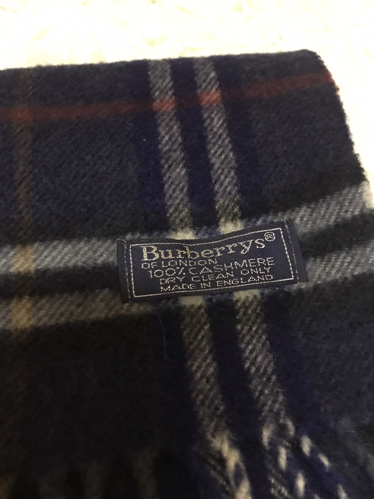 Burberry ‼️COMBO 2pcs SCARF LAMBSWOOL VINTAGE BURBERRY NOVACHECK ‼️ Size ONE SIZE - 4 Thumbnail