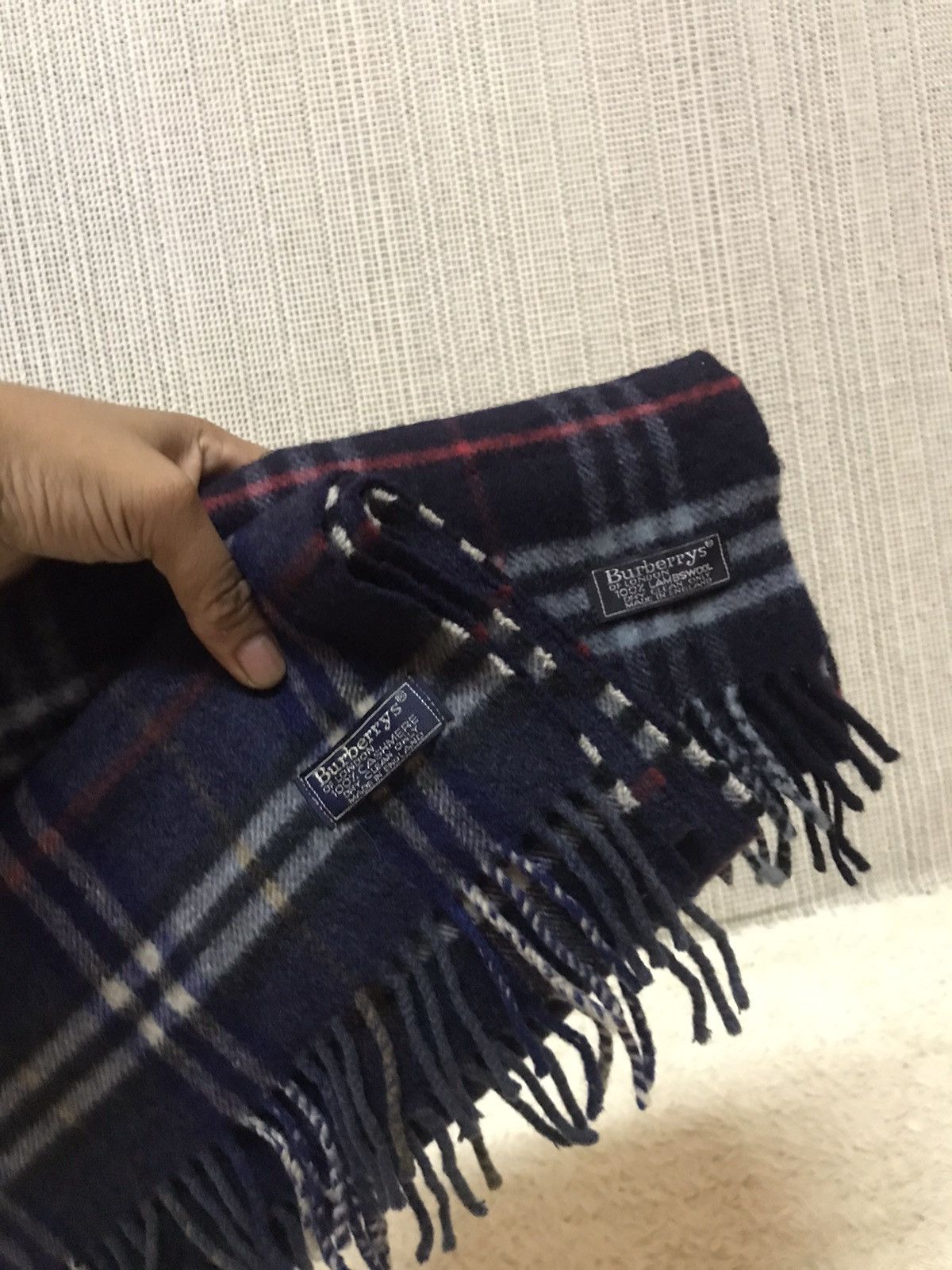 Burberry ‼️COMBO 2pcs SCARF LAMBSWOOL VINTAGE BURBERRY NOVACHECK ‼️ Size ONE SIZE - 6 Thumbnail