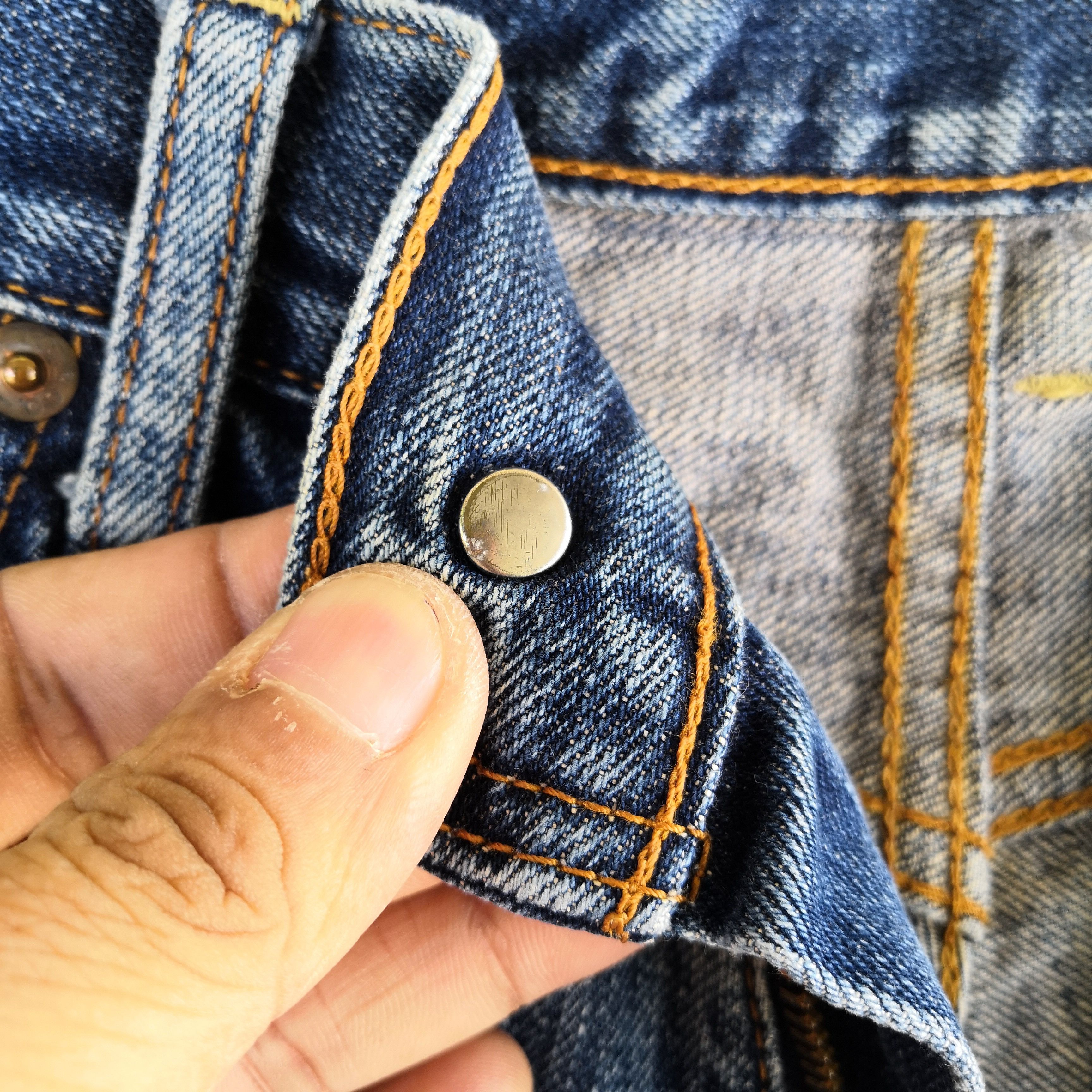 Levi's W31 Vintage Levi's Distressed Jeans Levis Blue Denim Pants Size US 30 / EU 46 - 9 Thumbnail