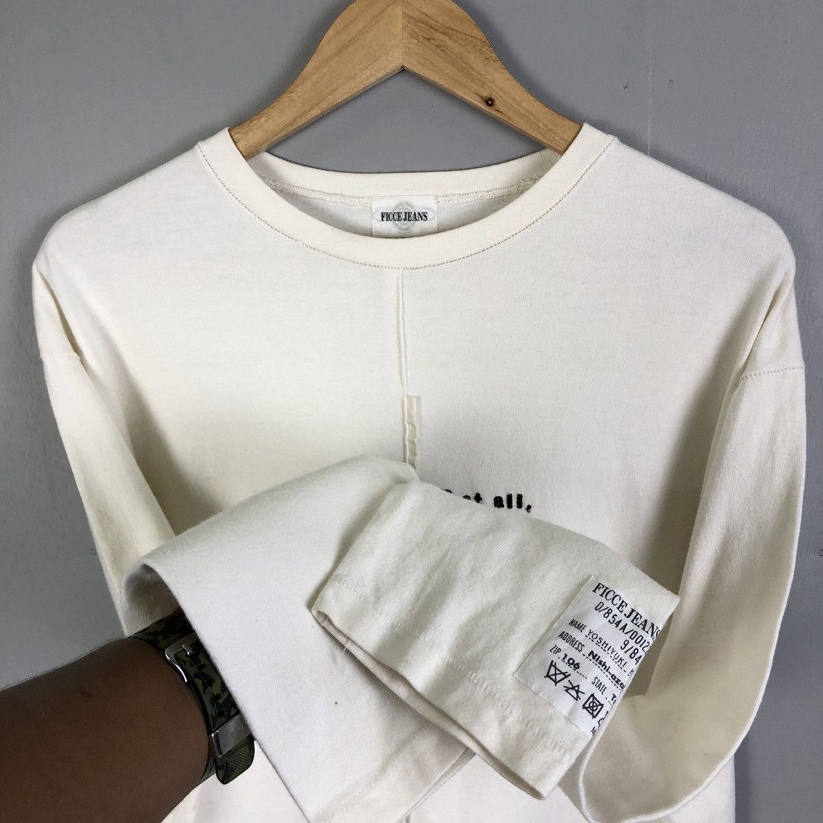 Japanese Brand Ficce Jeans Embroidered LongSleeve Tshirt Size US L / EU 52-54 / 3 - 9 Thumbnail