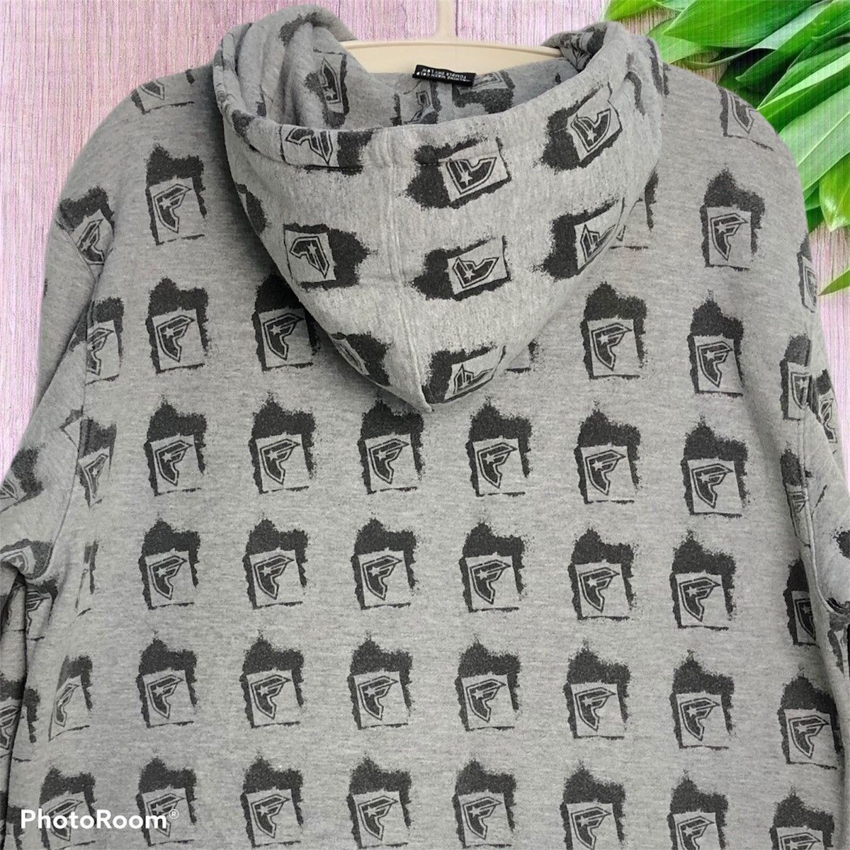Famous Stars And Straps Vtg Famous Full printed logo Skate Hoodie Sweatshirt Size US L / EU 52-54 / 3 - 6 Thumbnail