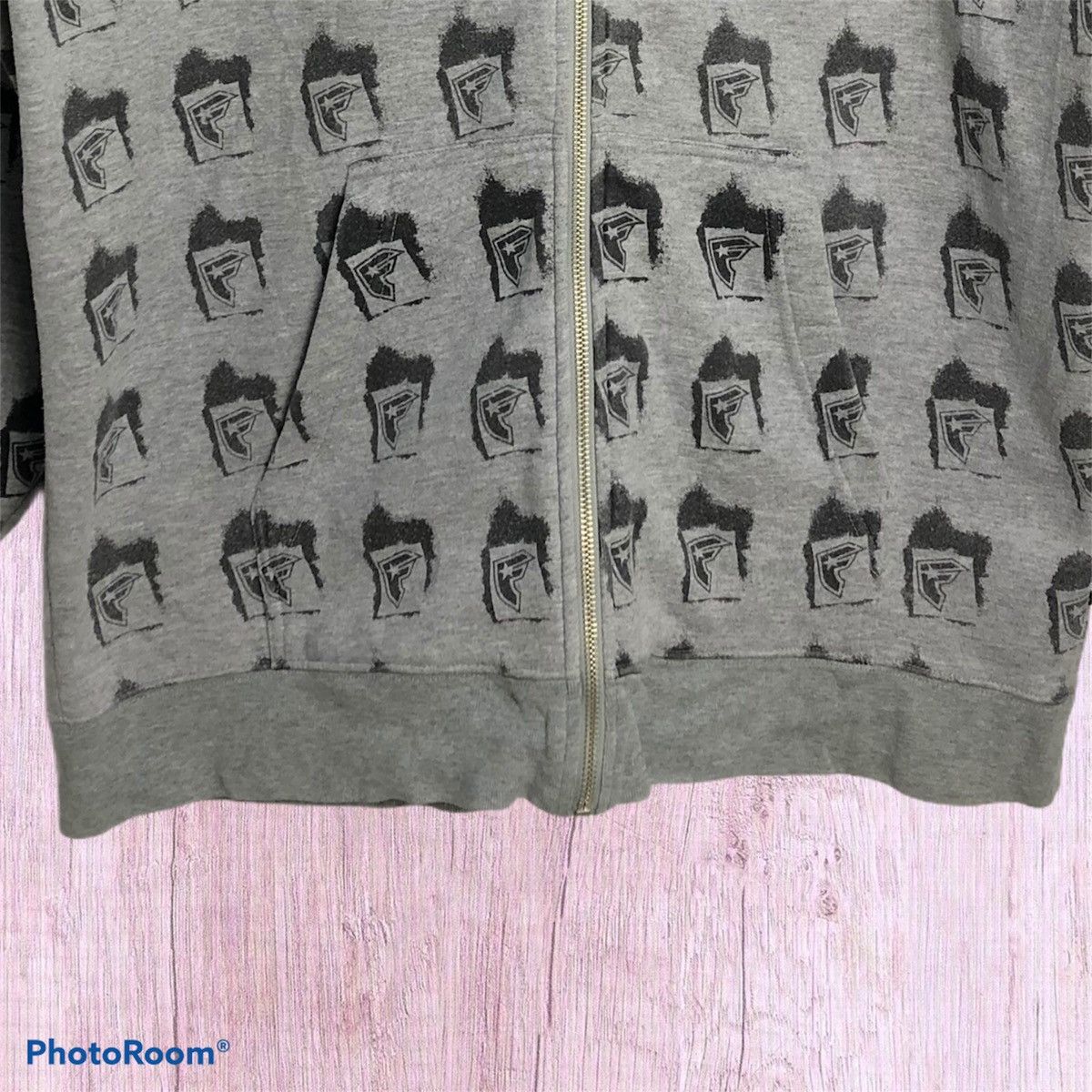 Famous Stars And Straps Vtg Famous Full printed logo Skate Hoodie Sweatshirt Size US L / EU 52-54 / 3 - 2 Thumbnail