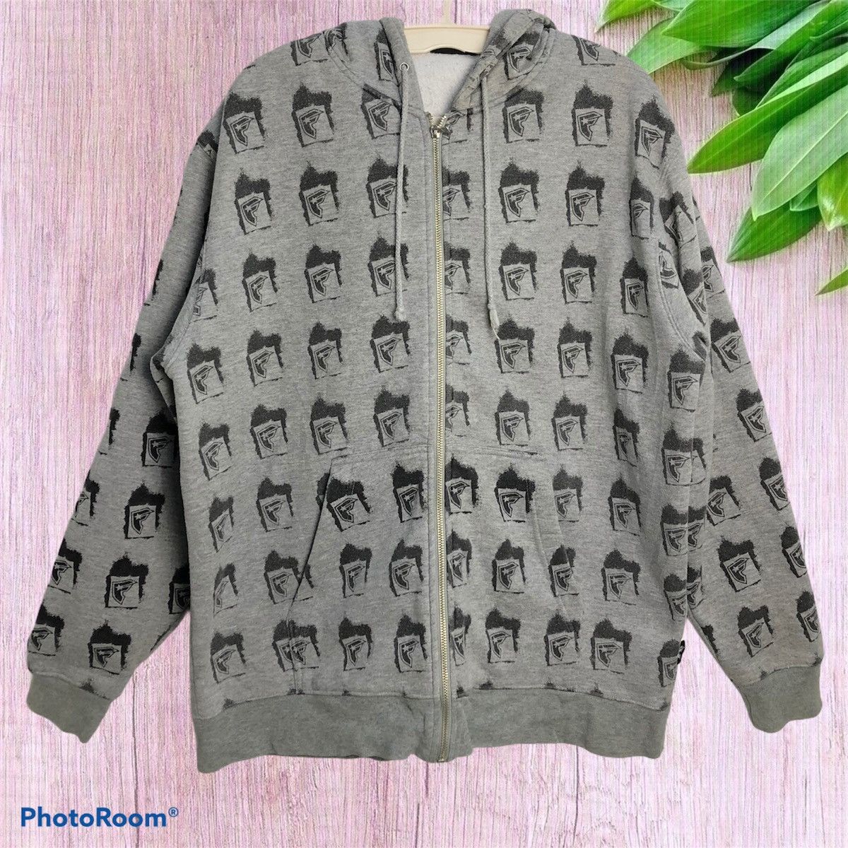 Famous Stars And Straps Vtg Famous Full printed logo Skate Hoodie Sweatshirt Size US L / EU 52-54 / 3 - 1 Thumbnail