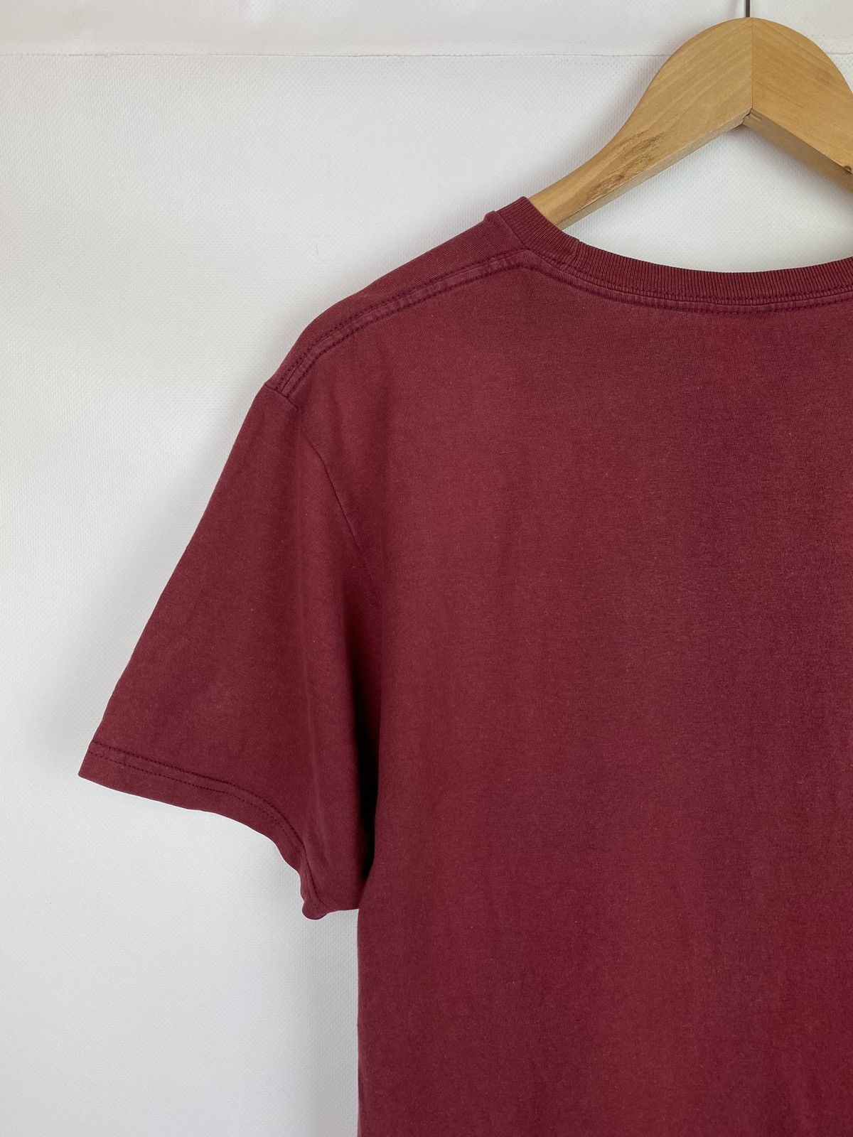 Other VTG Stussy men’s big logo distressed t shirt size M burgundy Size US M / EU 48-50 / 2 - 15 Thumbnail