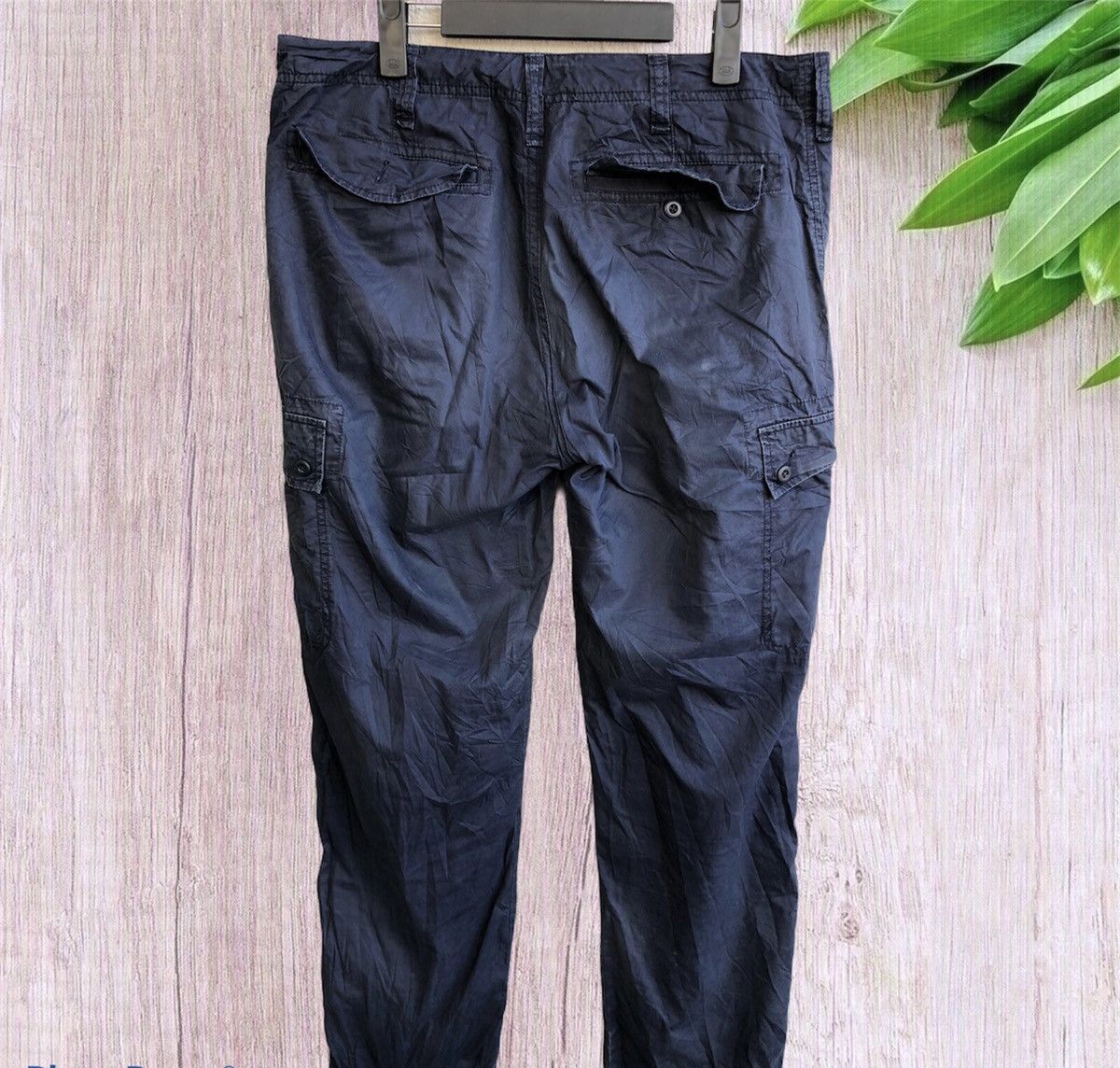 Uniqlo Vintage Uniqlo Faded utility Cargo Nylon Pants Size US 36 / EU 52 - 4 Thumbnail