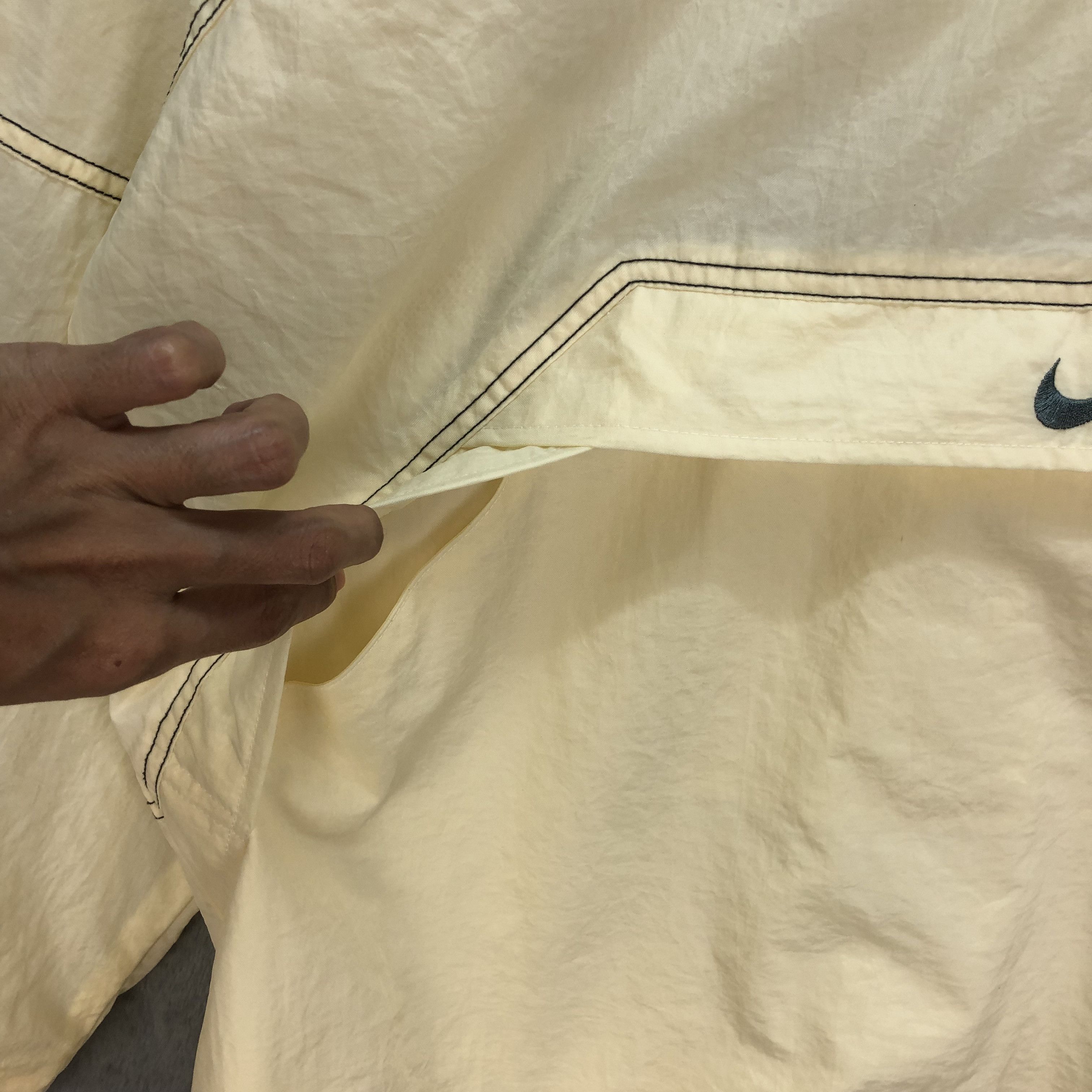 Nike TRASHED NIKE CENTER SWOOSH ANORAK JACKET #6397-64 Size US L / EU 52-54 / 3 - 5 Thumbnail