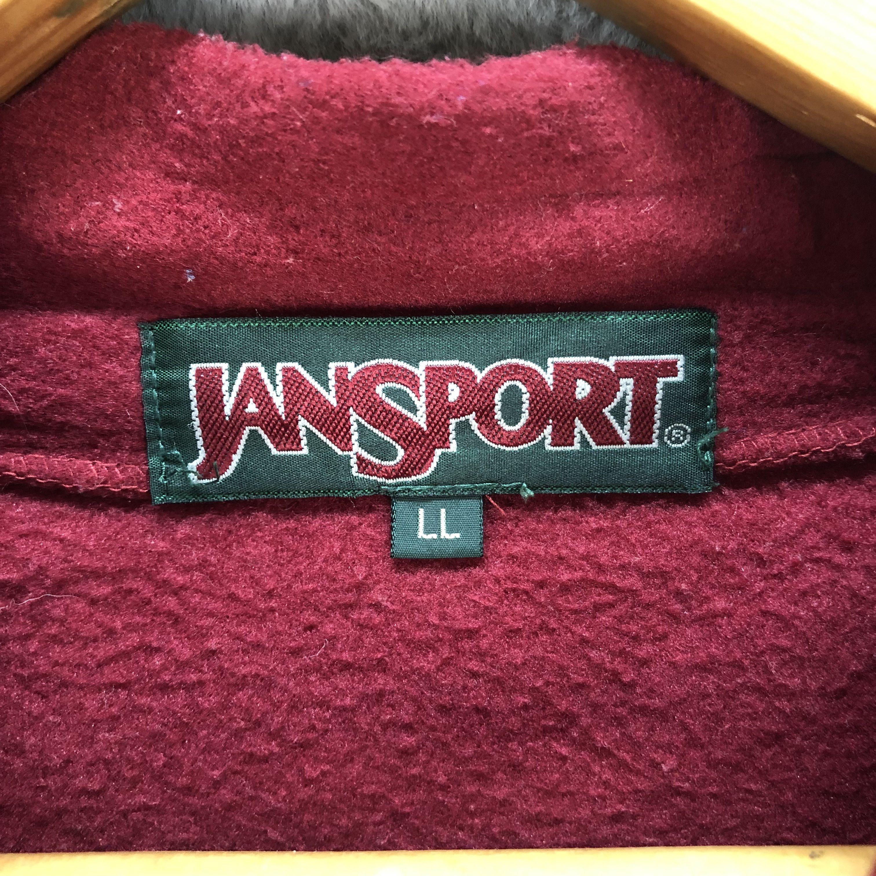 Jansport JANSPORT EMBROIDERY BACK LOGO RED FLEECE #6393-64 Size US L / EU 52-54 / 3 - 9 Thumbnail