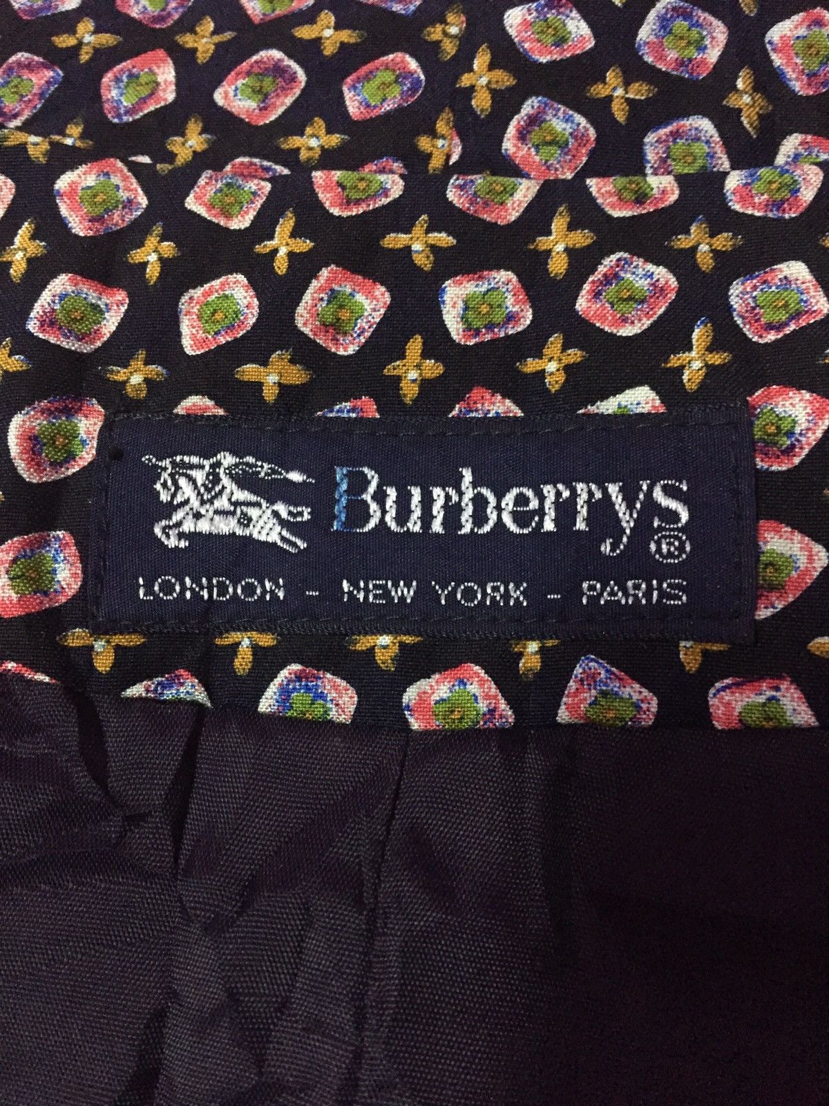 Burberry Vintage 90’s Burberrys Vests Size US L / EU 52-54 / 3 - 3 Thumbnail