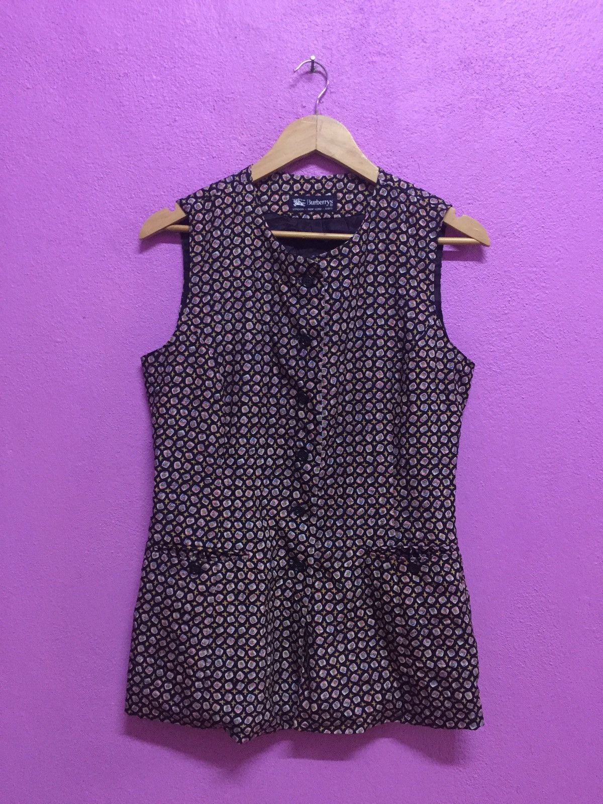 Burberry Vintage 90’s Burberrys Vests Size US L / EU 52-54 / 3 - 1 Thumbnail