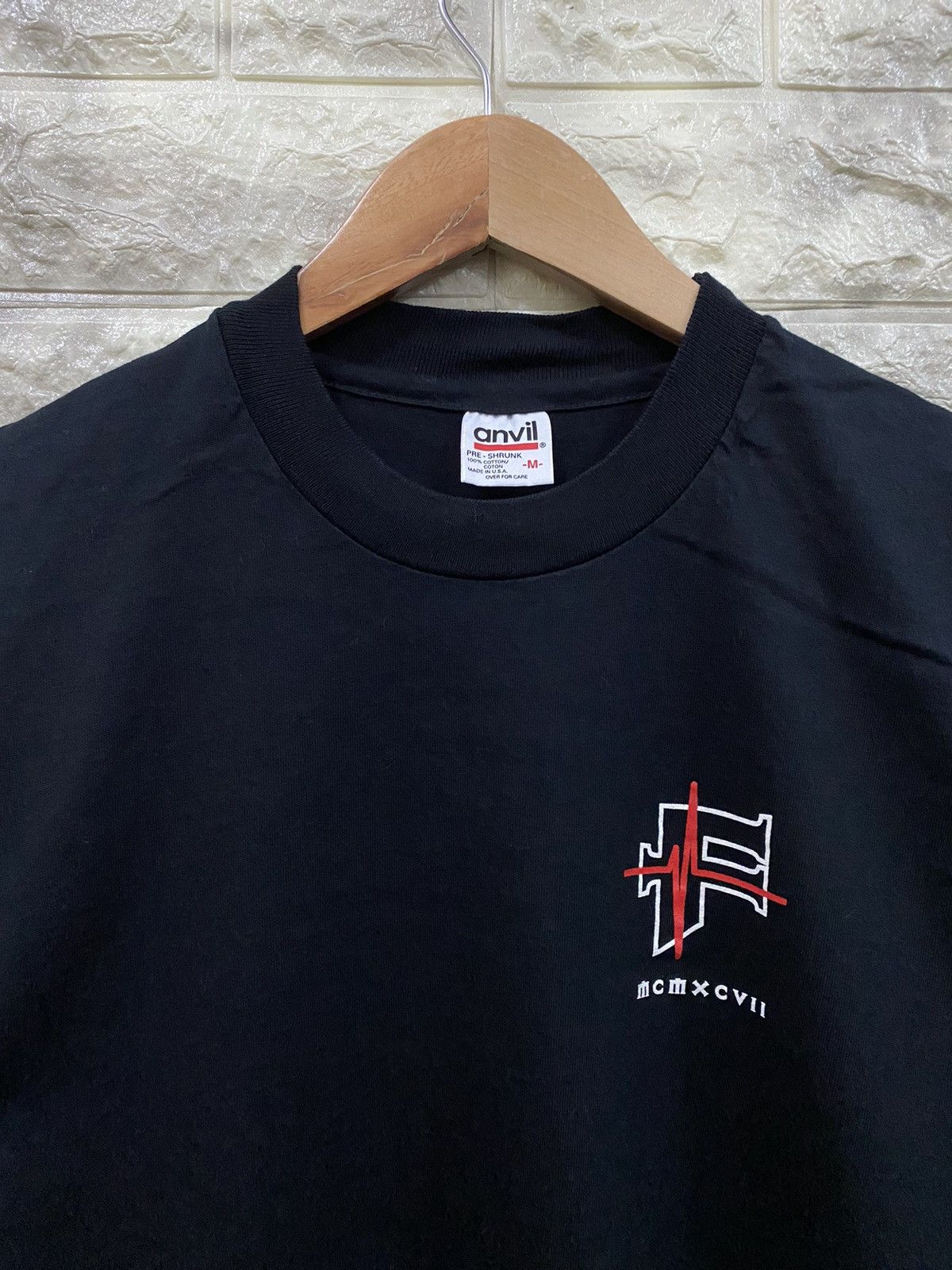Anvil × Vintage Vintage 90’s MCMXCVII Black T-shirt Size US M / EU 48-50 / 2 - 2 Thumbnail