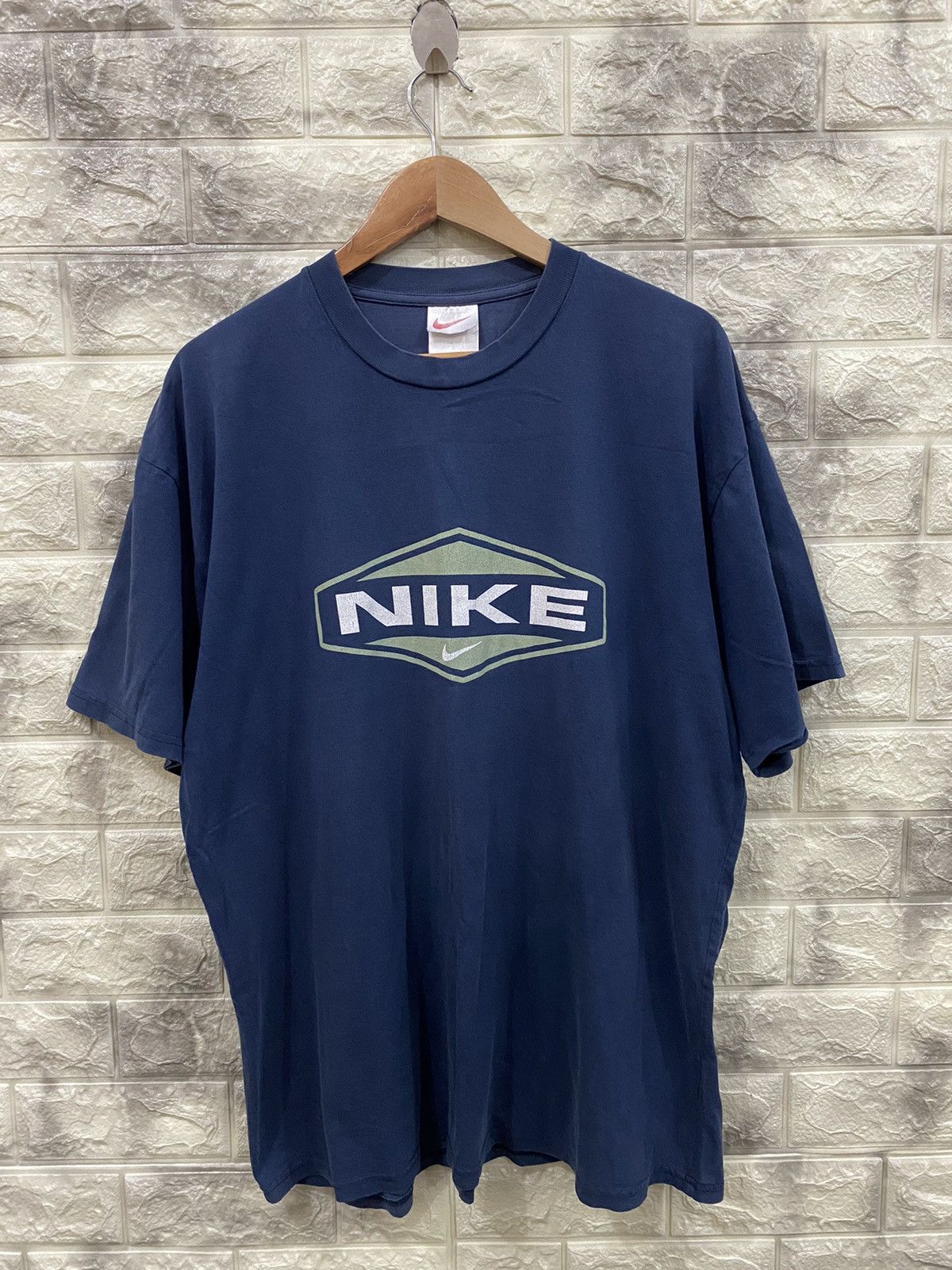 Nike × Vintage Vintage 90’s Nike Big Logo T-Shirt Size US L / EU 52-54 / 3 - 1 Thumbnail