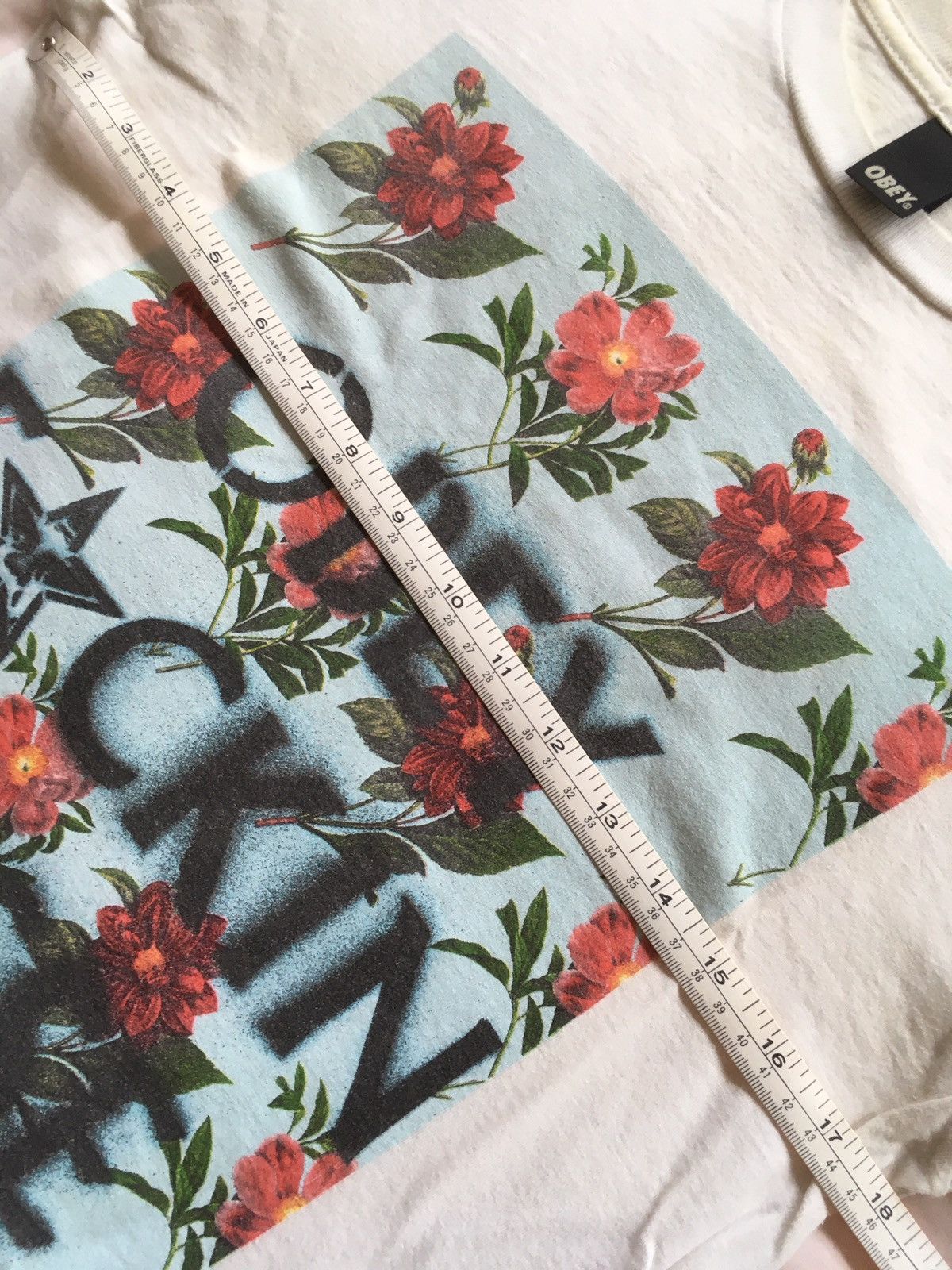 Obey × Shepard Fairey Obey F*ckin Posse Shirt Flowers Floral Graffiti art Shepard Size US S / EU 44-46 / 1 - 7 Thumbnail