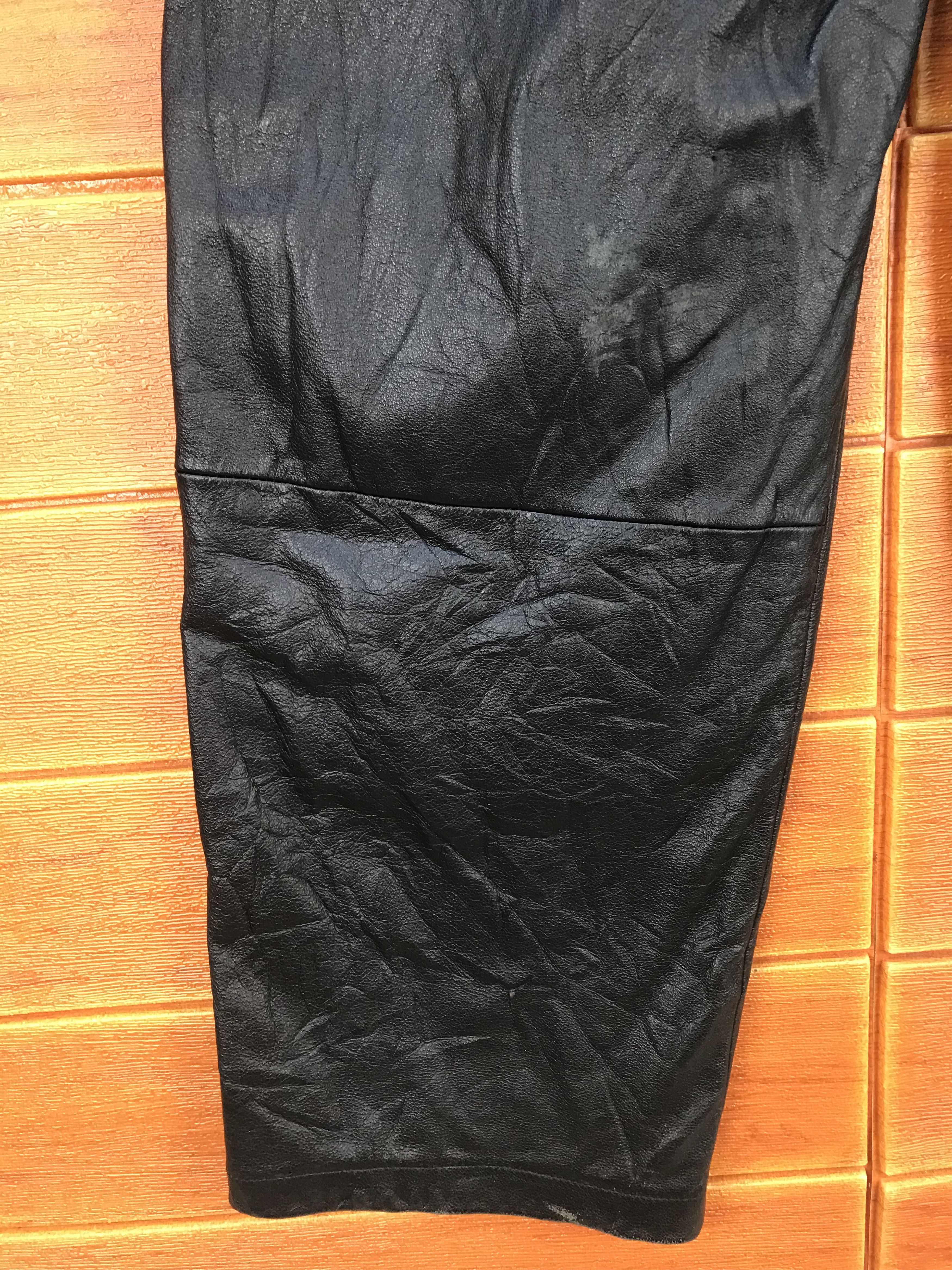Gianni Valentino GIANNI VALENTINO ITALY Leather Pants Size US 30 / EU 46 - 10 Thumbnail