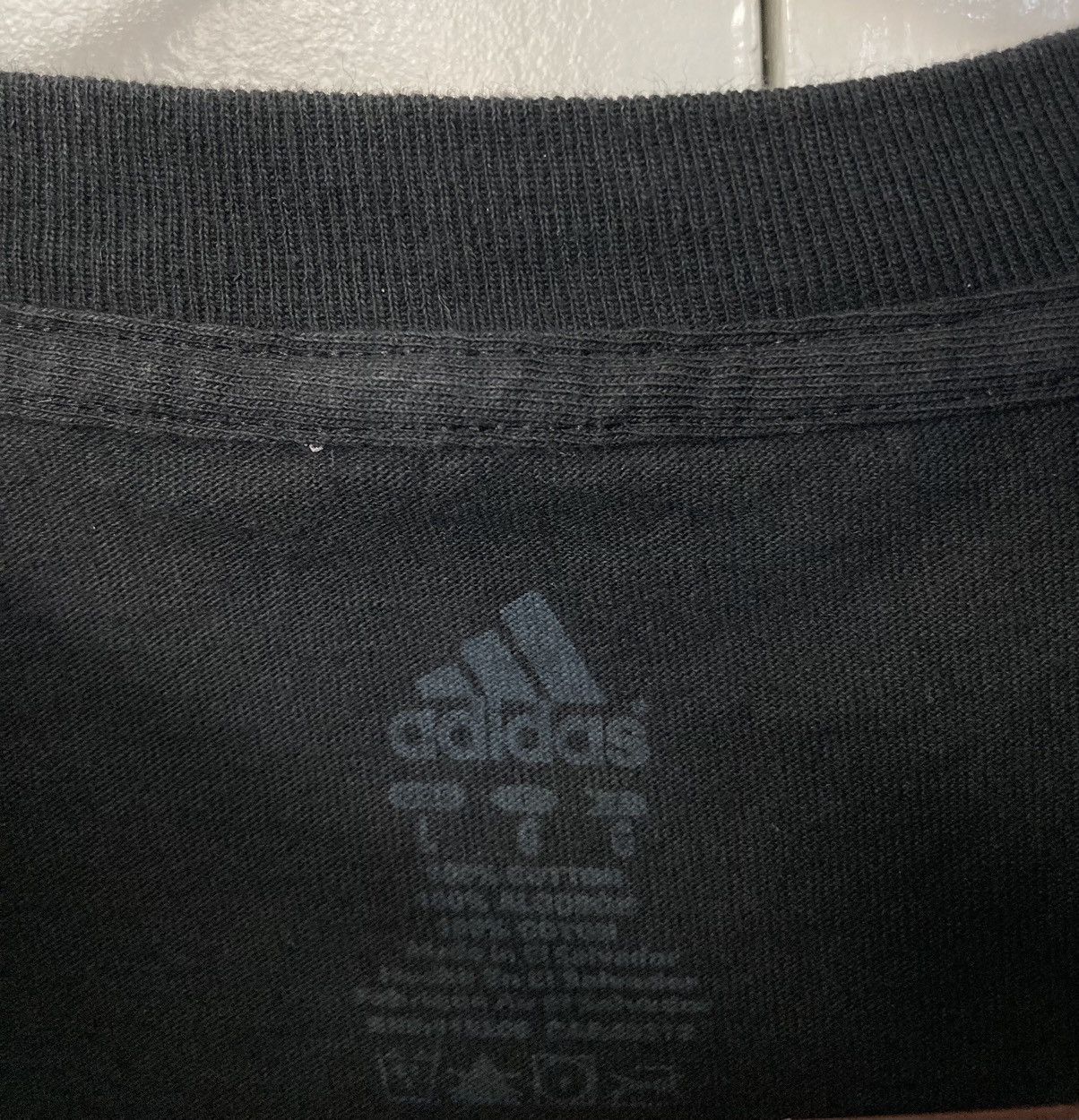 Adidas ADIDAS KOBE BRYANT SLAM MAGAZINE T SHIRT LOS ANGELES LAKERS Size US L / EU 52-54 / 3 - 5 Thumbnail