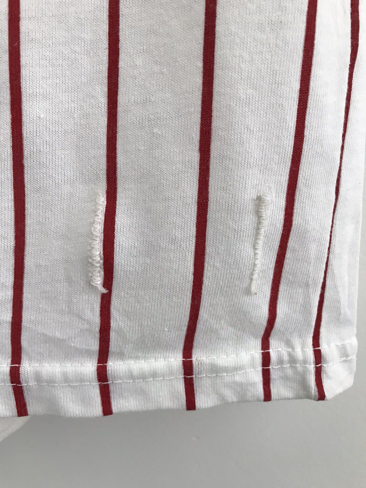 MLB Vintage 80s Philadelphia Phillies Red Striped Cotton Jersey Size US L / EU 52-54 / 3 - 6 Thumbnail