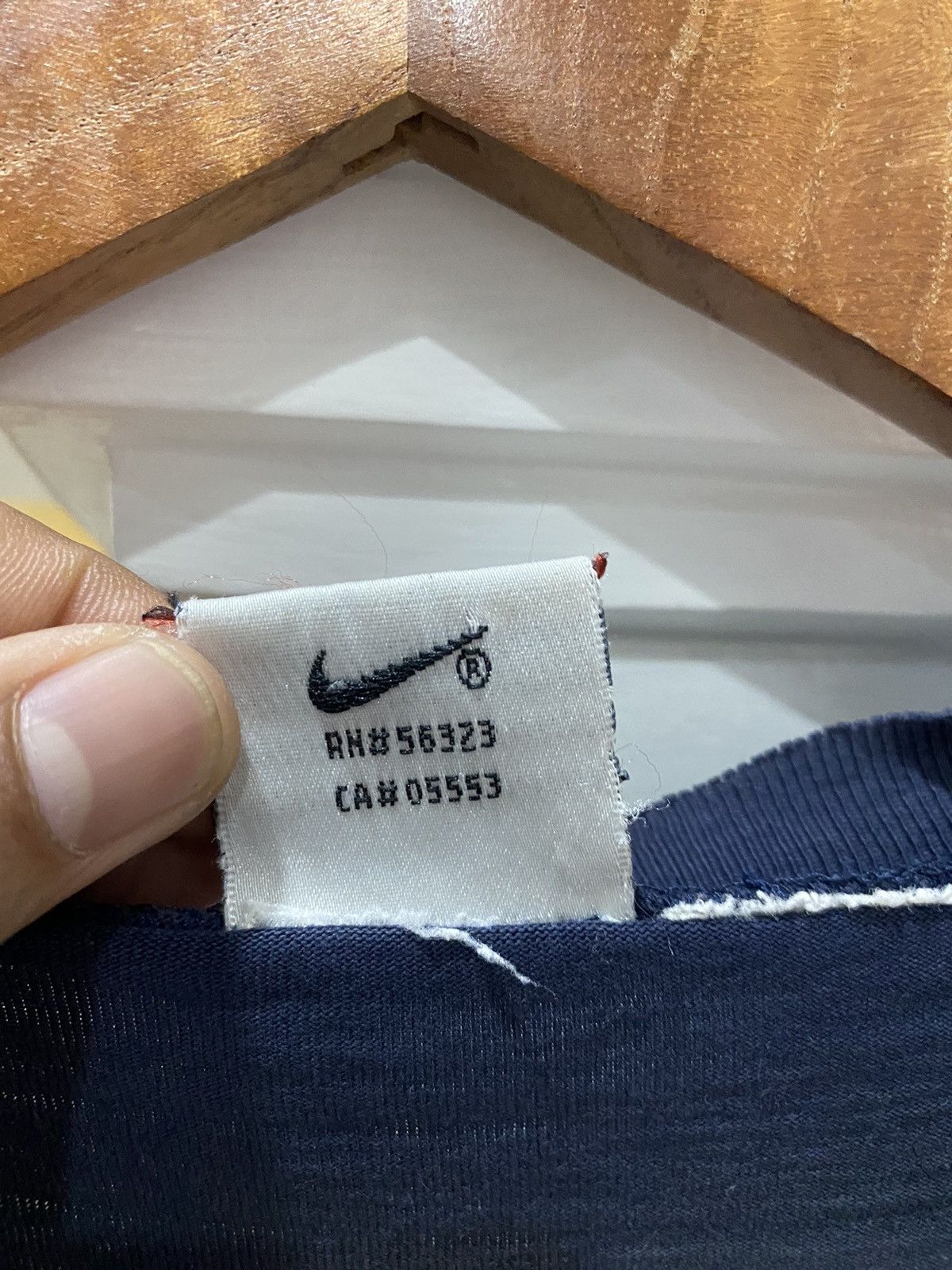 Nike × Vintage Vintage Nike Swoosh Logo Size US M / EU 48-50 / 2 - 8 Thumbnail