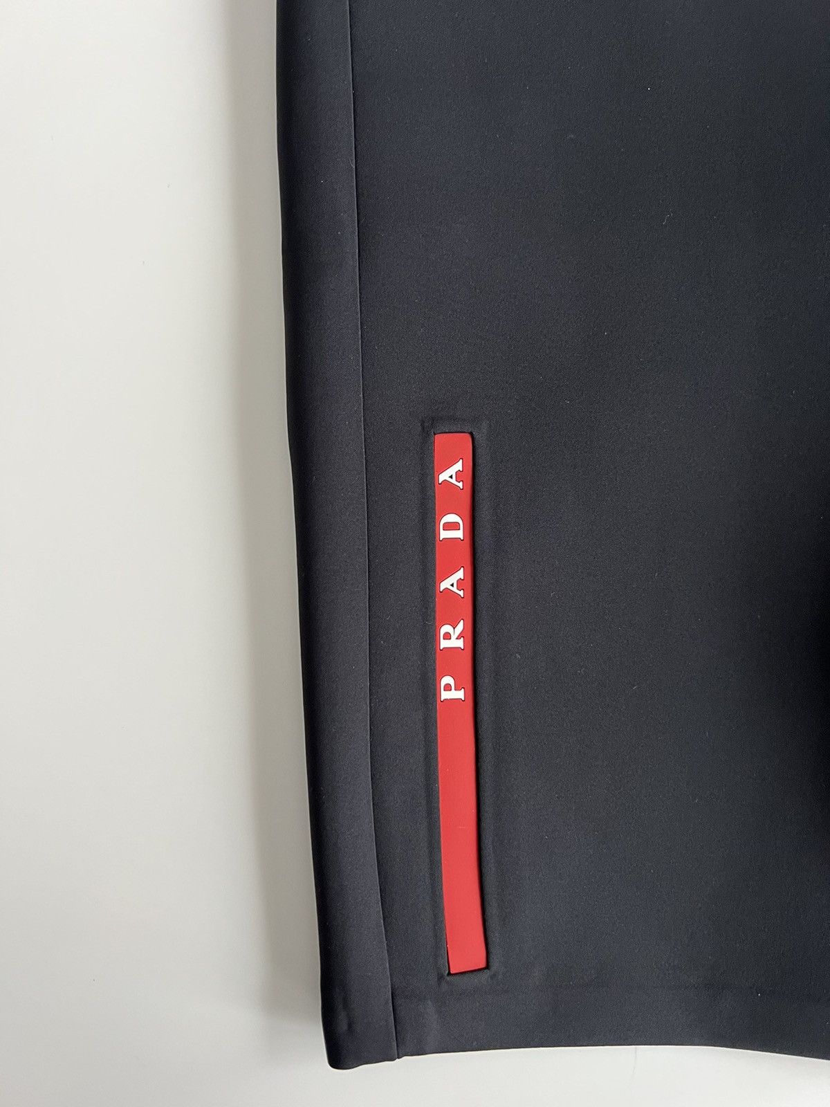 Prada Prada Sport Neoprene Shorts Size 26" / US 2 / IT 38 - 4 Thumbnail