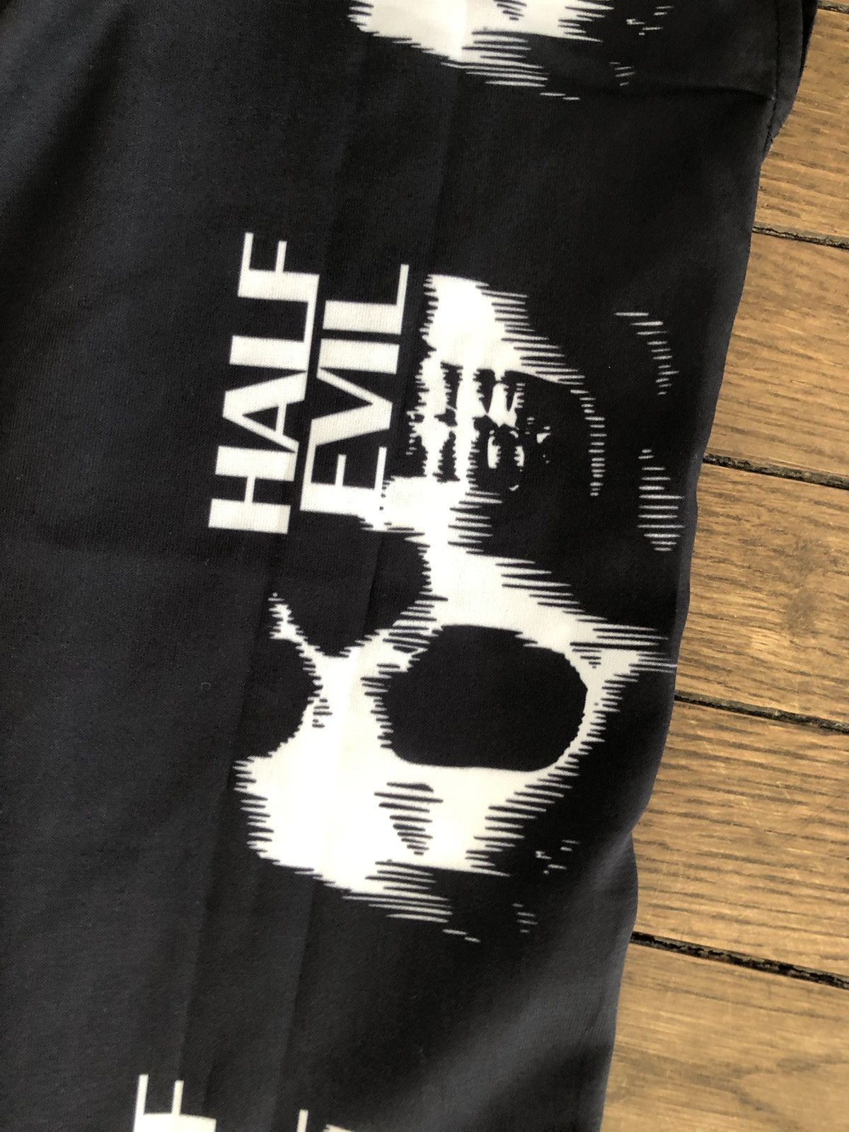 Half Evil Half Evil Anniversary Skull Shirt ❄️ Pleasures FTP Bones XL Size US XL / EU 56 / 4 - 5 Thumbnail