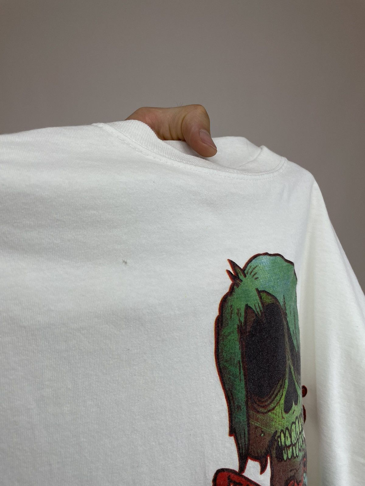 Fruit Of The Loom × Vintage FRUIT of the LOOM Disrupt the Skies T-shirt Mens size Large Size US L / EU 52-54 / 3 - 8 Thumbnail